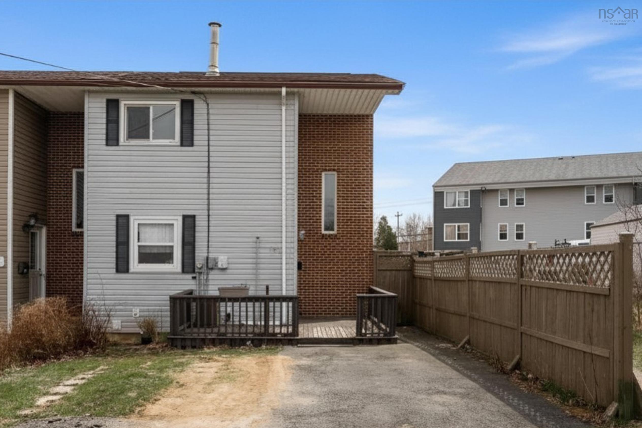 Thumbnail image for 23 Leacock Court MLS<sup>®</sup> 202611746