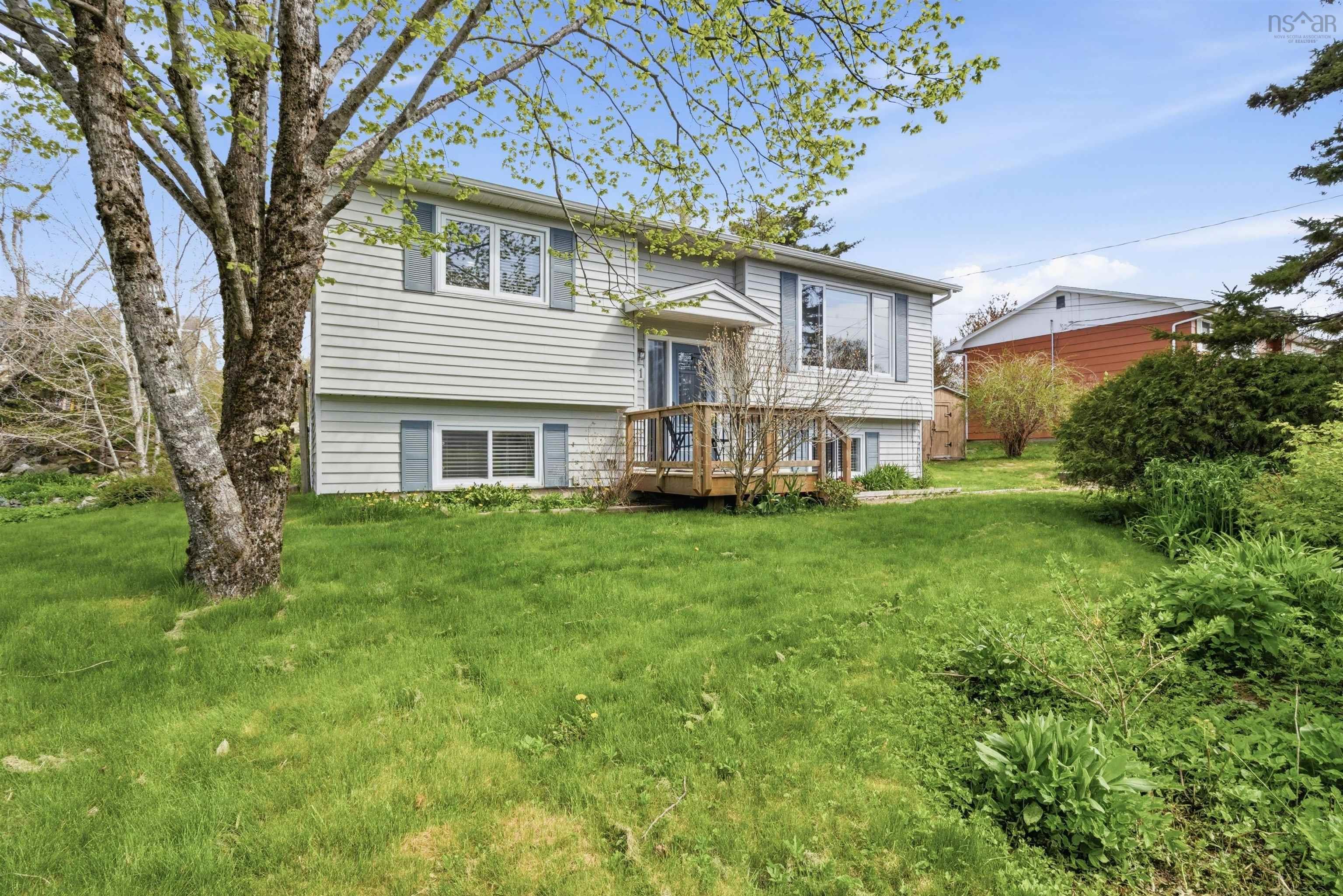 Thumbnail image for 51 Parkdale Avenue MLS<sup>®</sup> 202611759