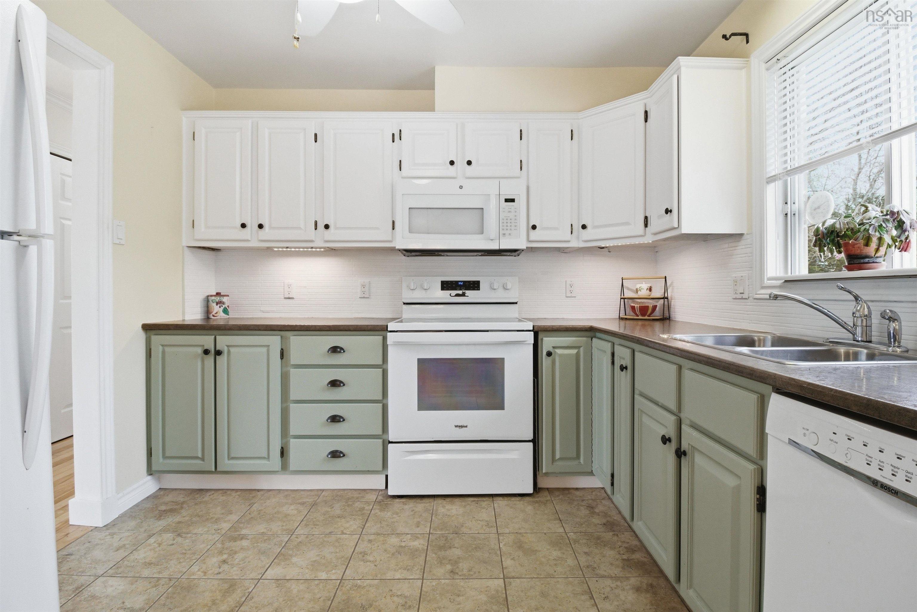 View image 12