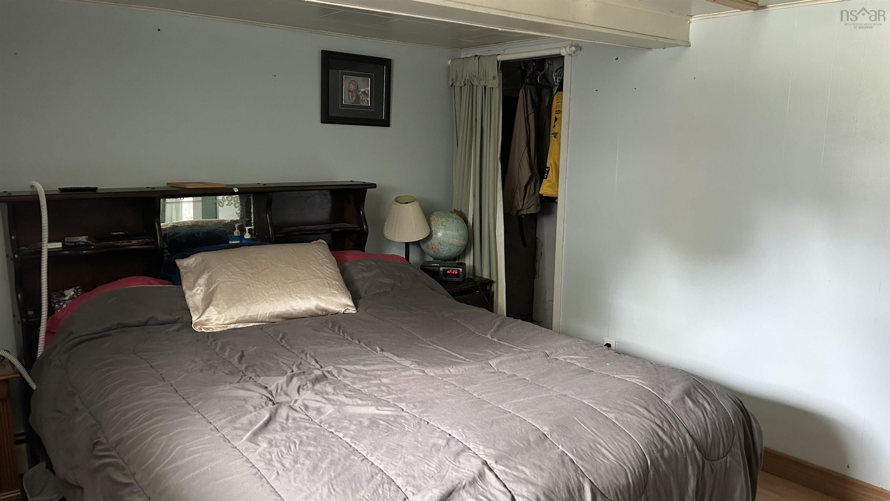 View image 14