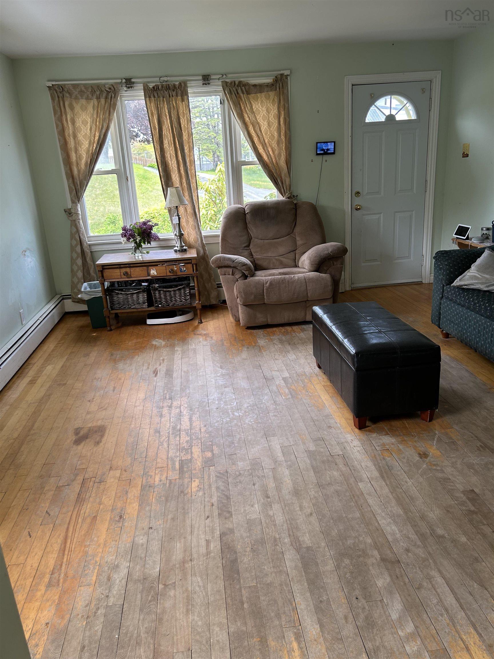 View image 8