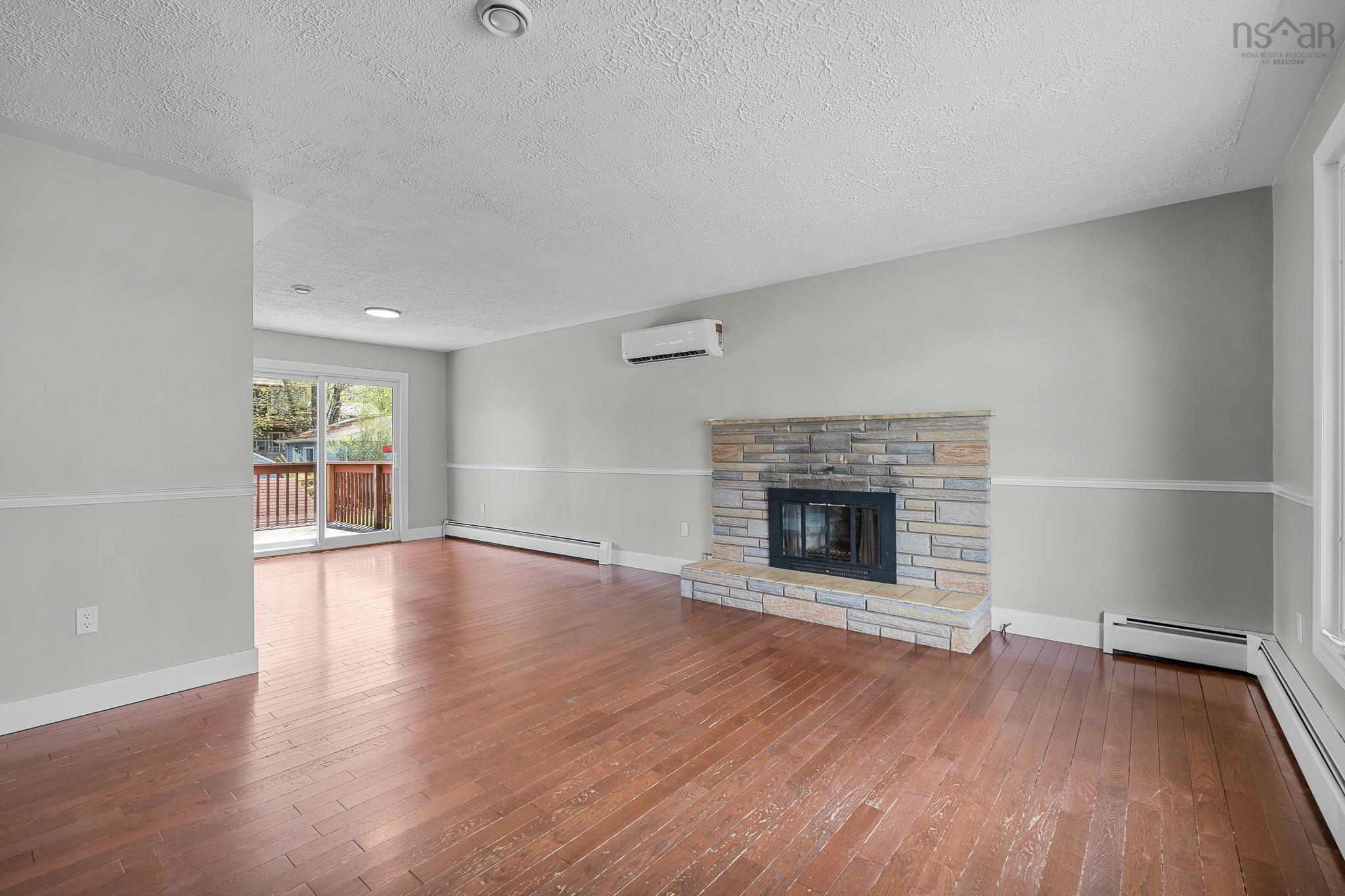 View image 11