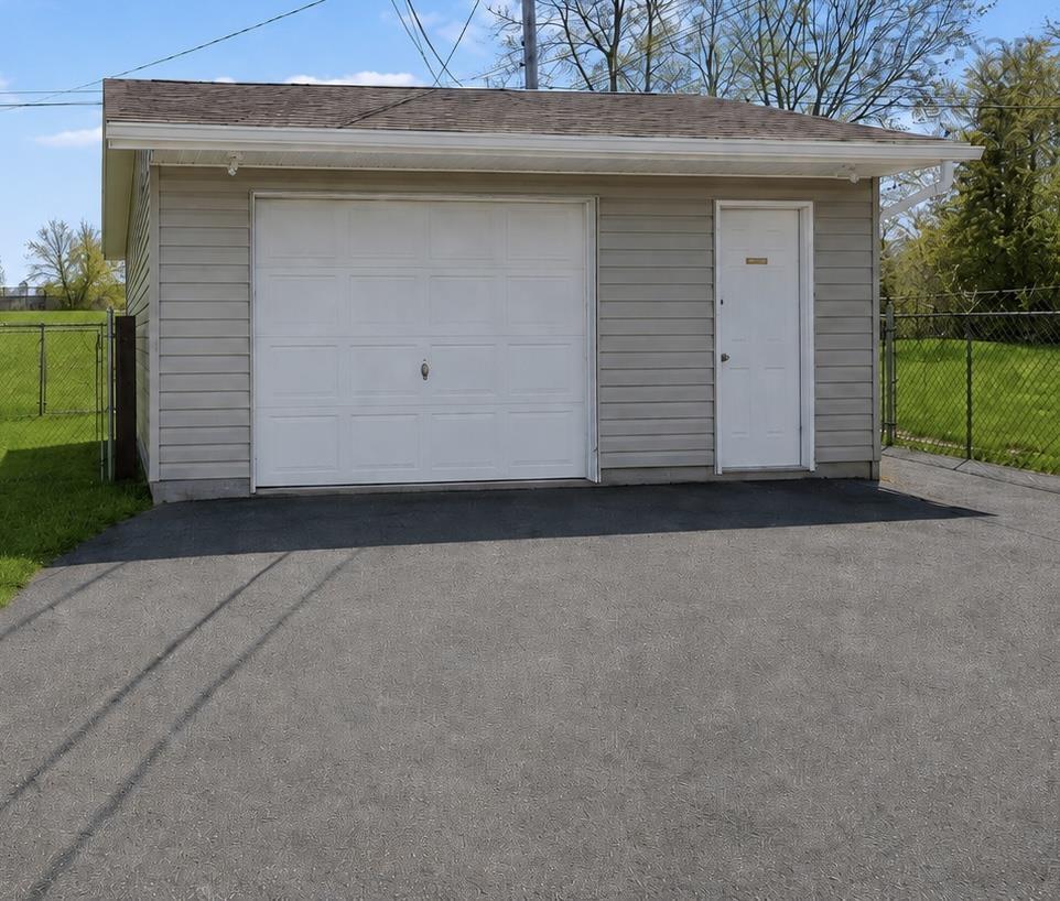 View image 39