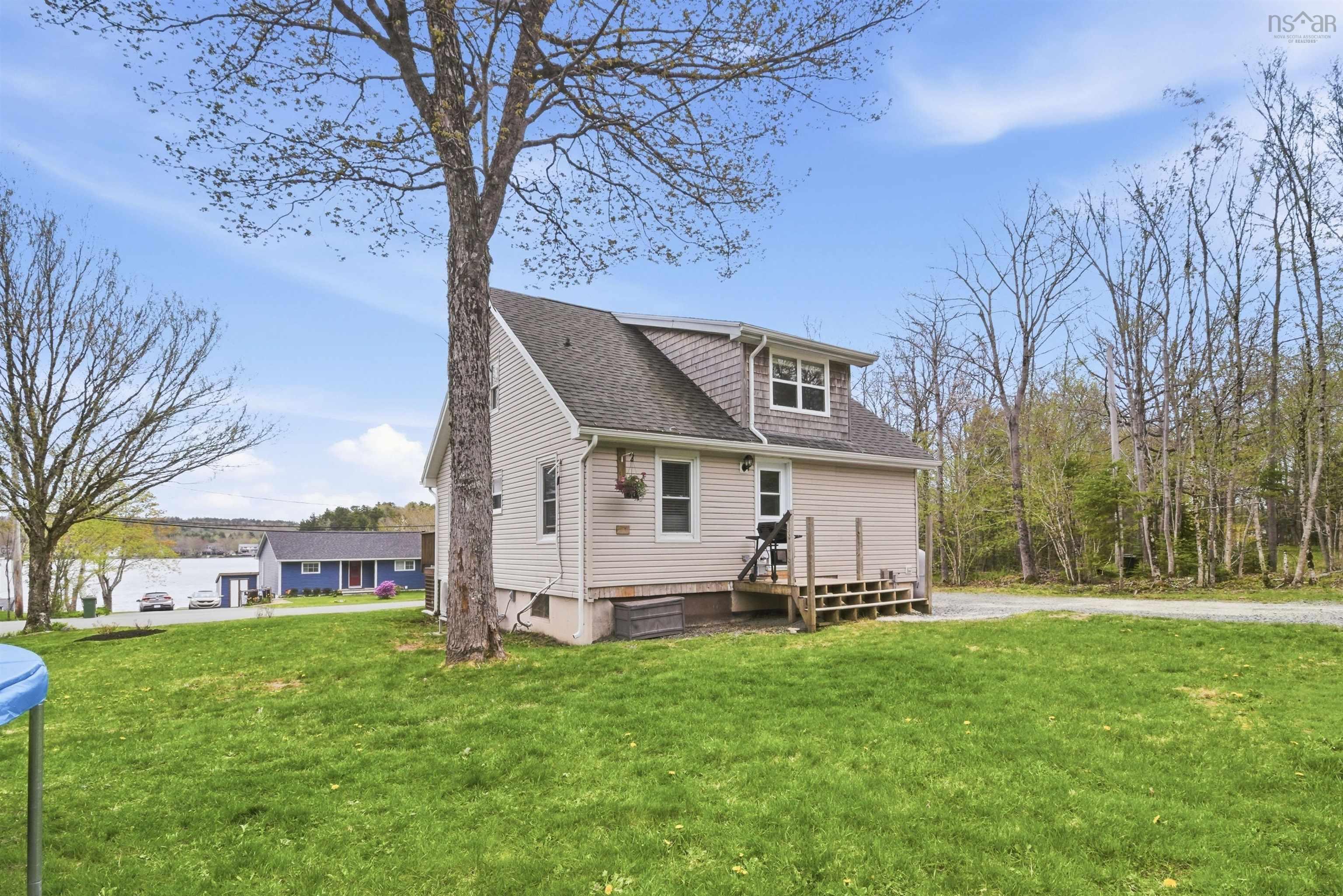 View image 32