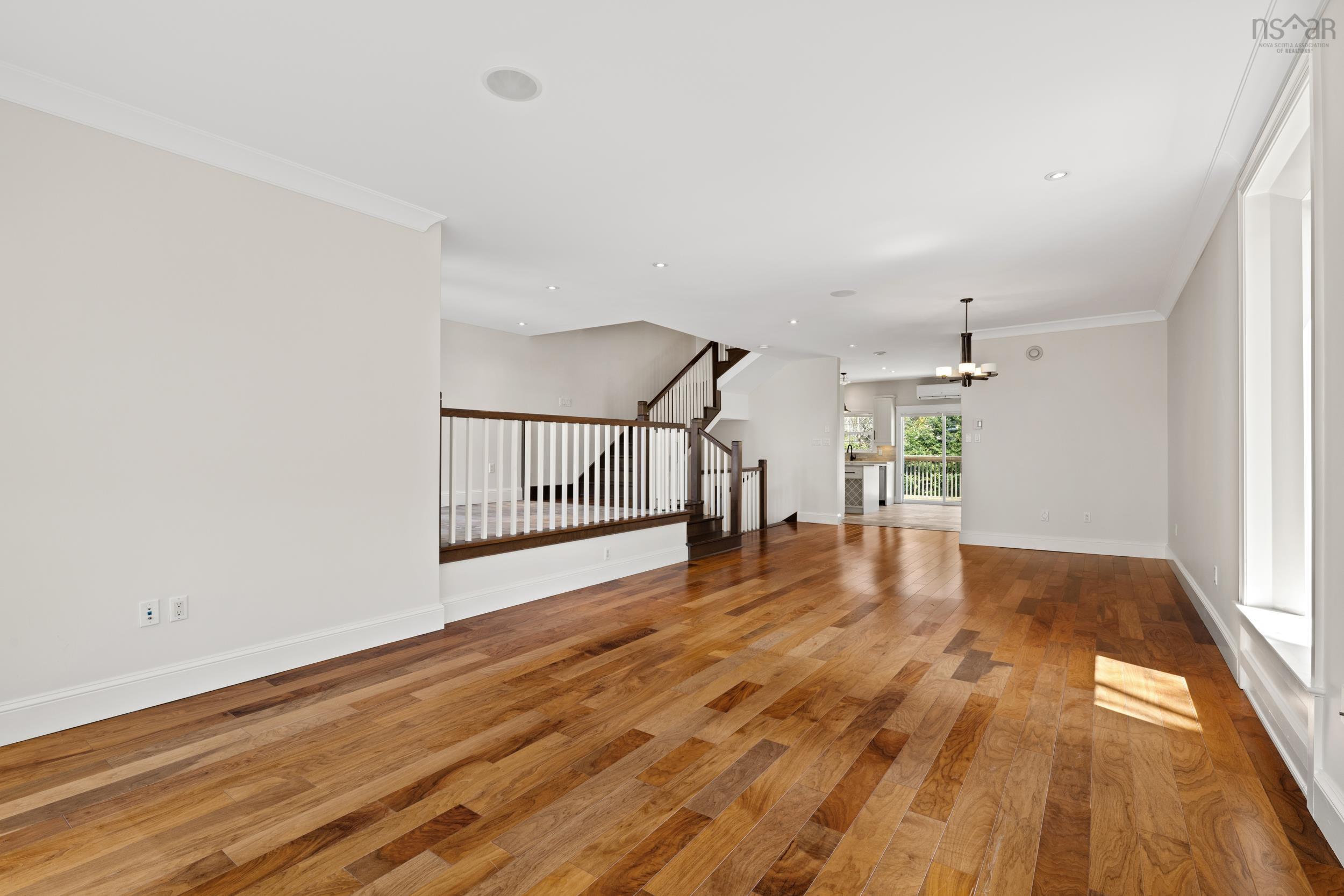View image 12
