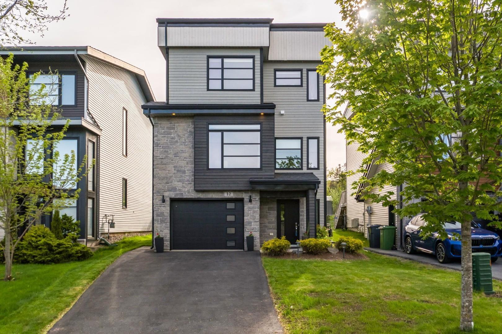 Thumbnail image for 10 Bramwell Court MLS<sup>®</sup> 202611860