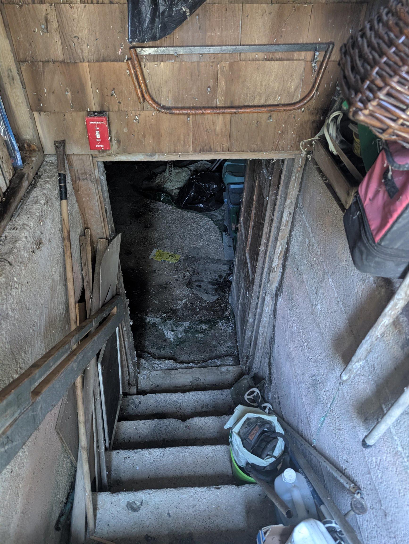 View image 31