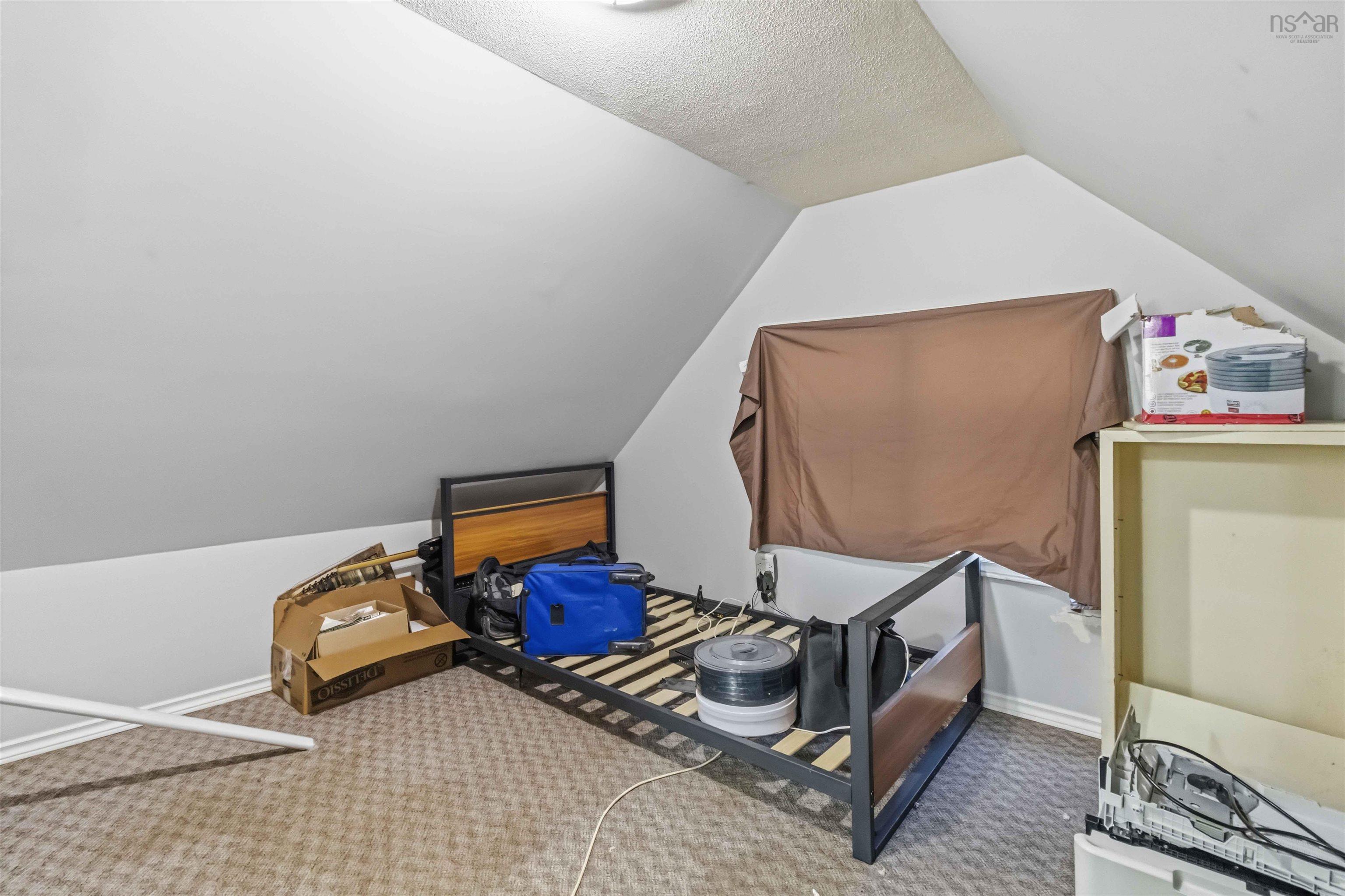 View image 18