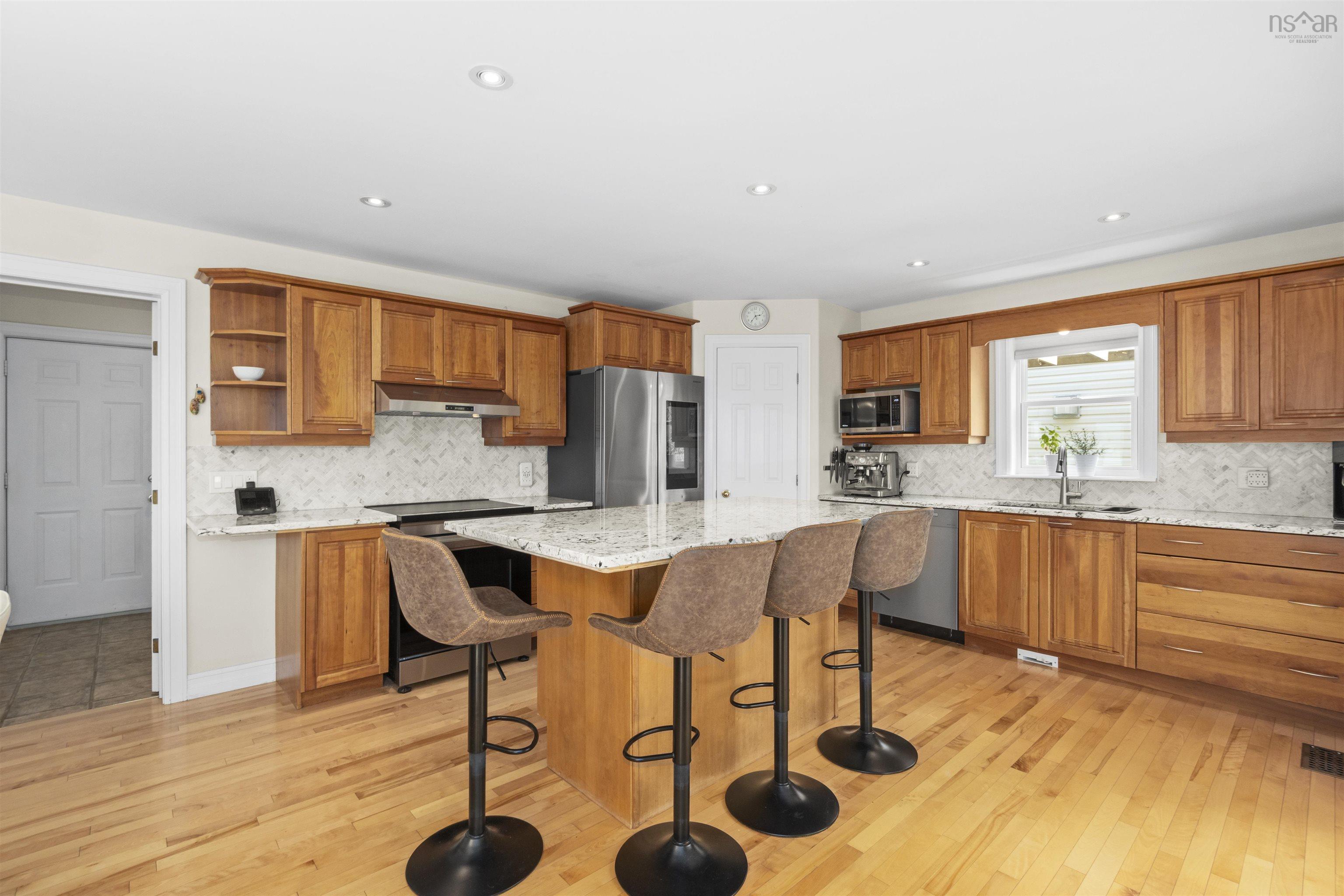 View image 12