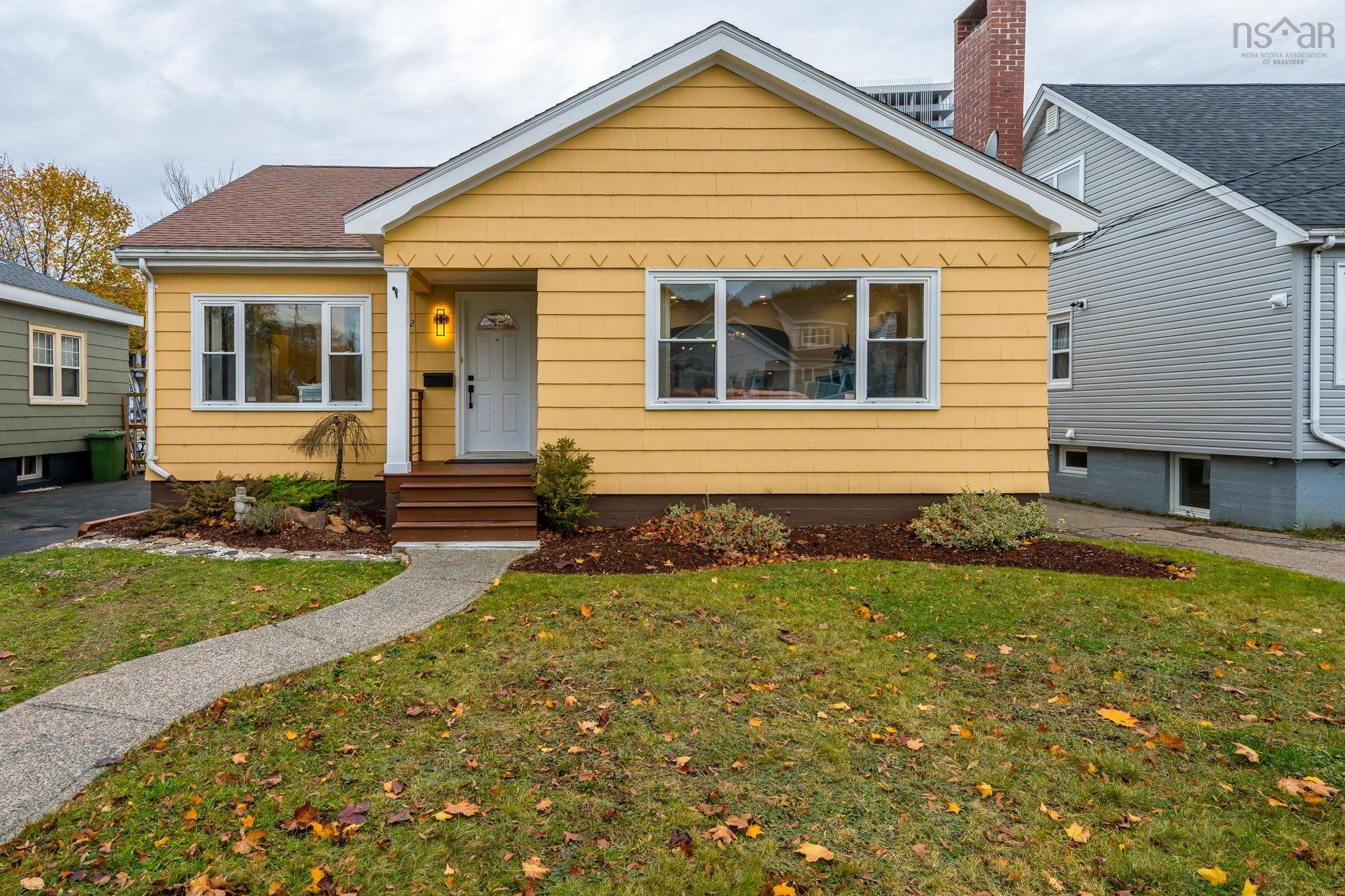 Thumbnail image for 3162 Romans Avenue MLS<sup>®</sup> 202611958