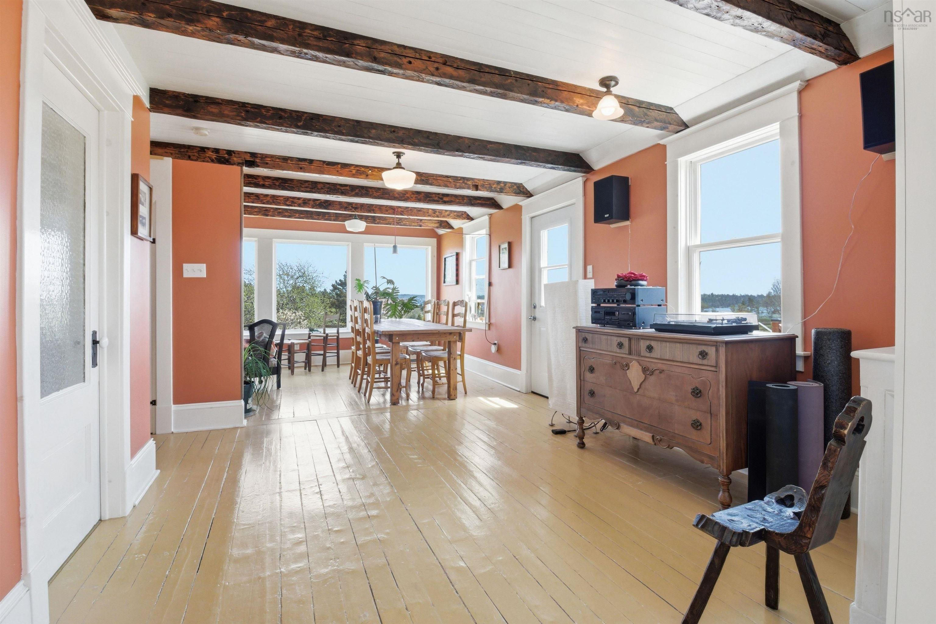 View image 8