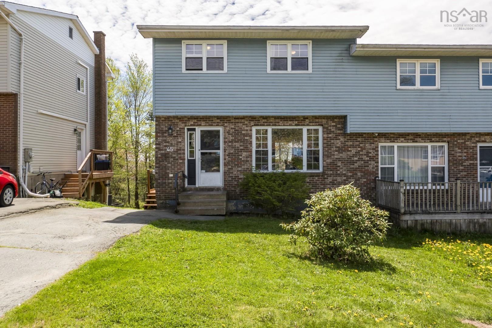 Thumbnail image for 45 Regal Road MLS<sup>®</sup> 202611988