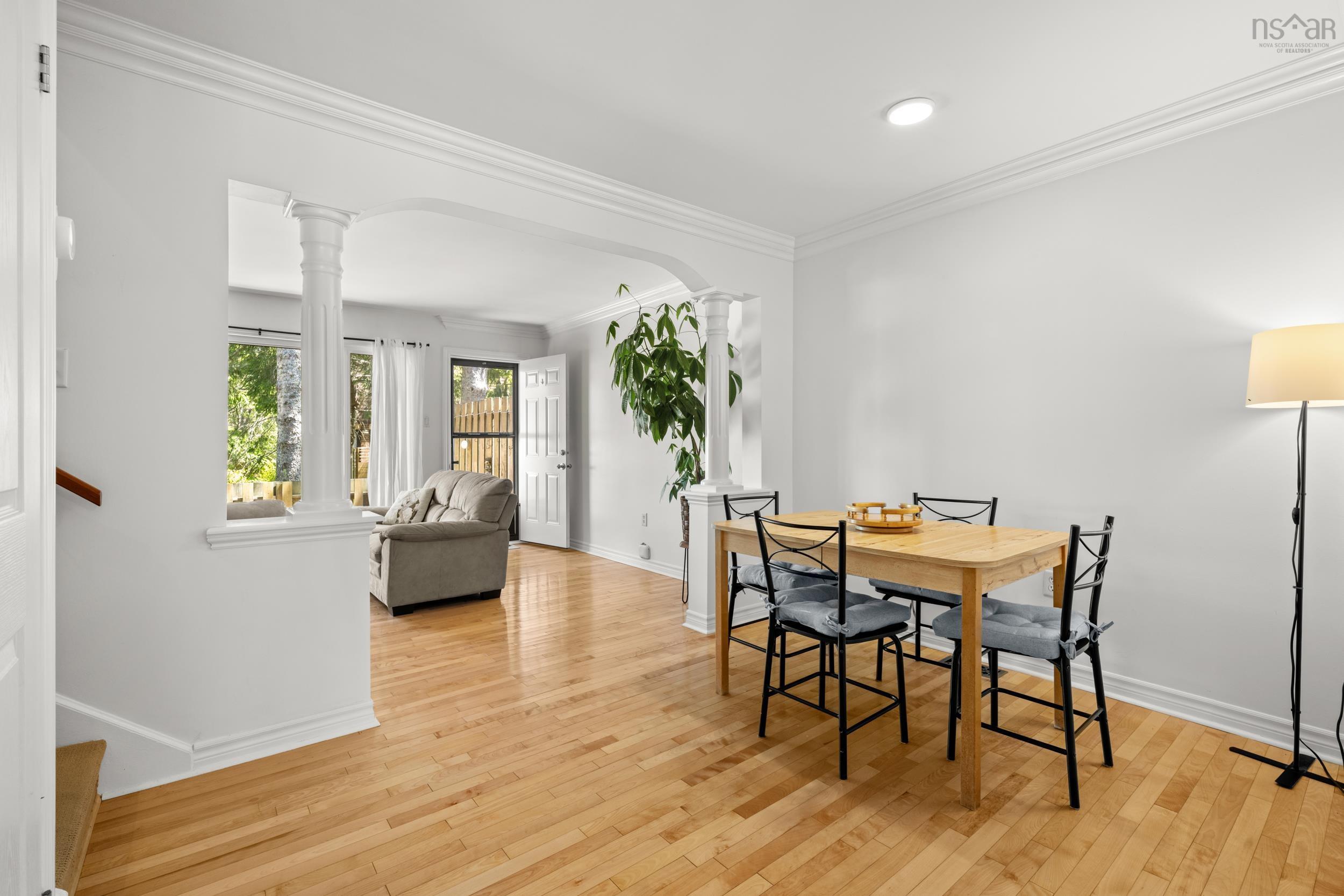 View image 11