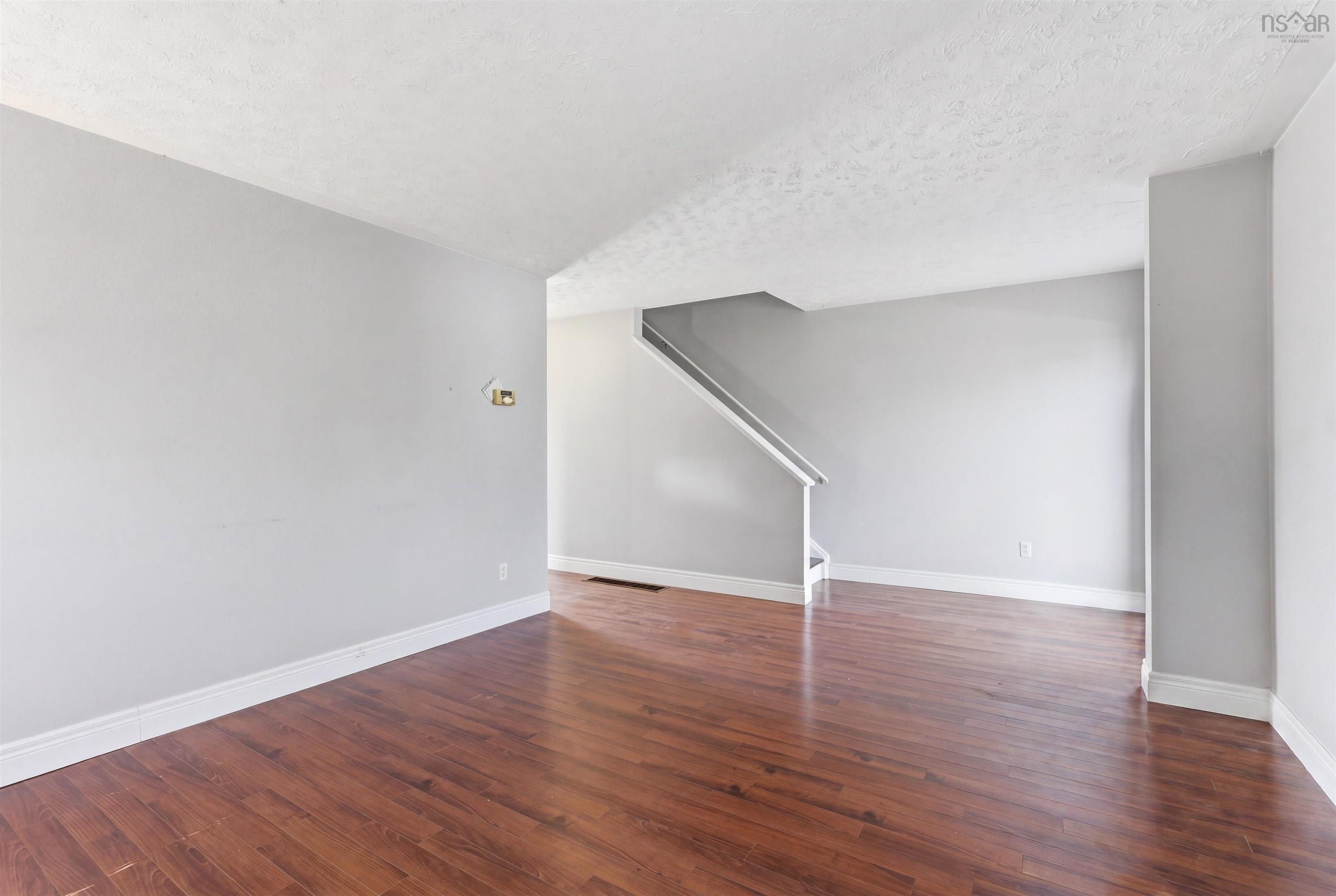 View image 12