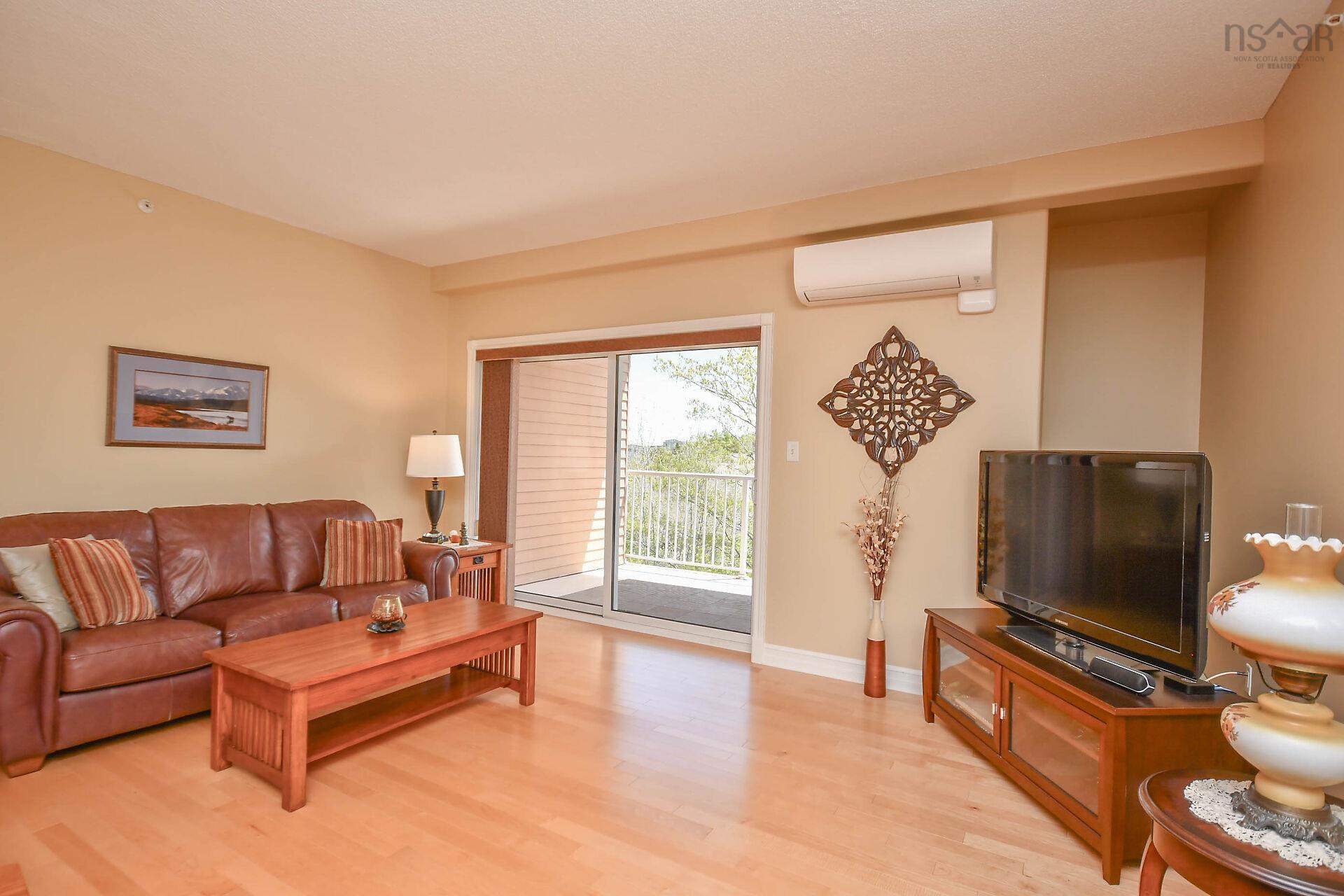 View image 11
