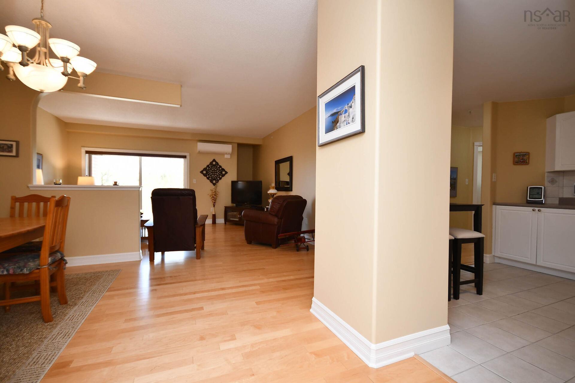 View image 9
