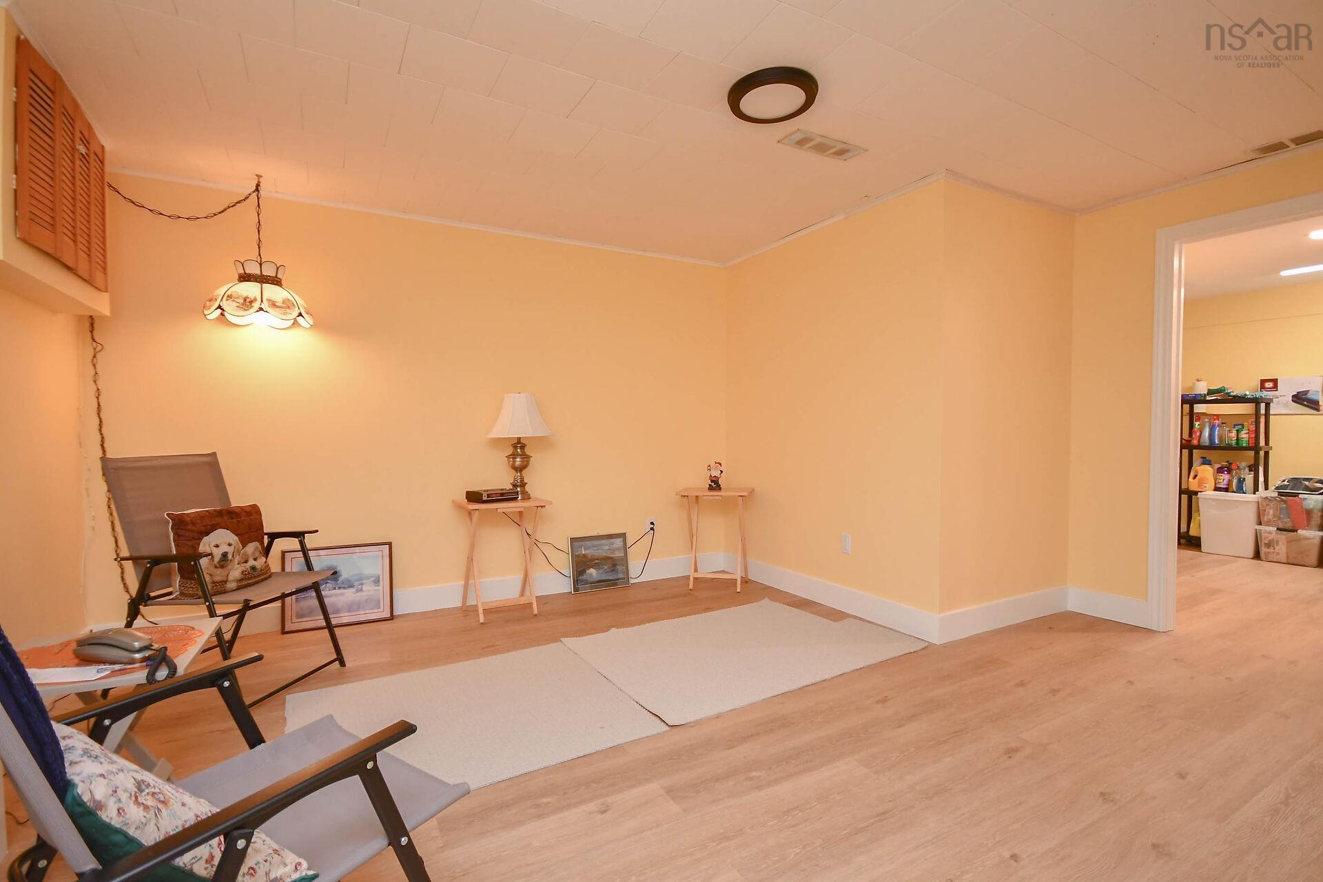 View image 32