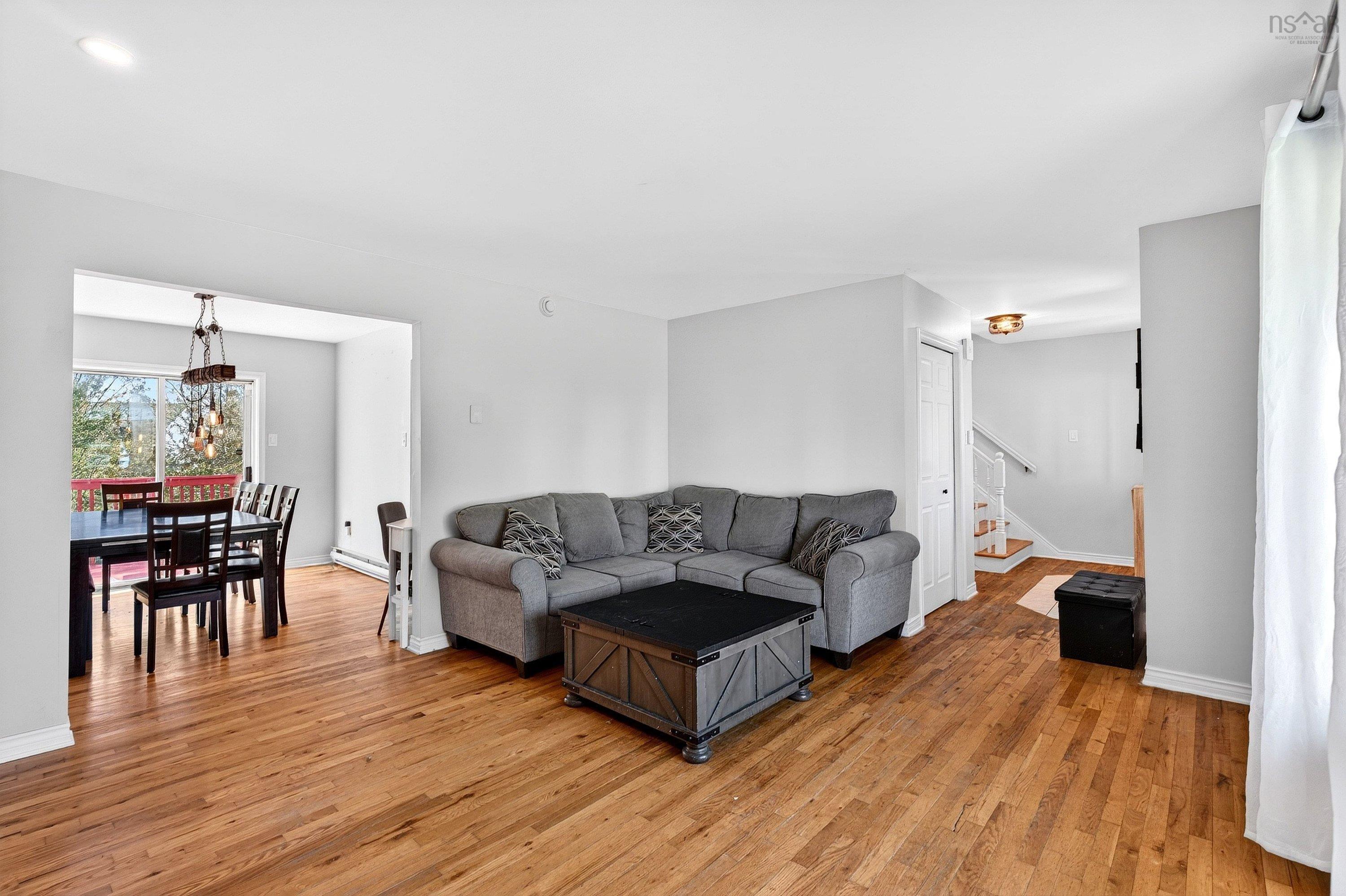 View image 8