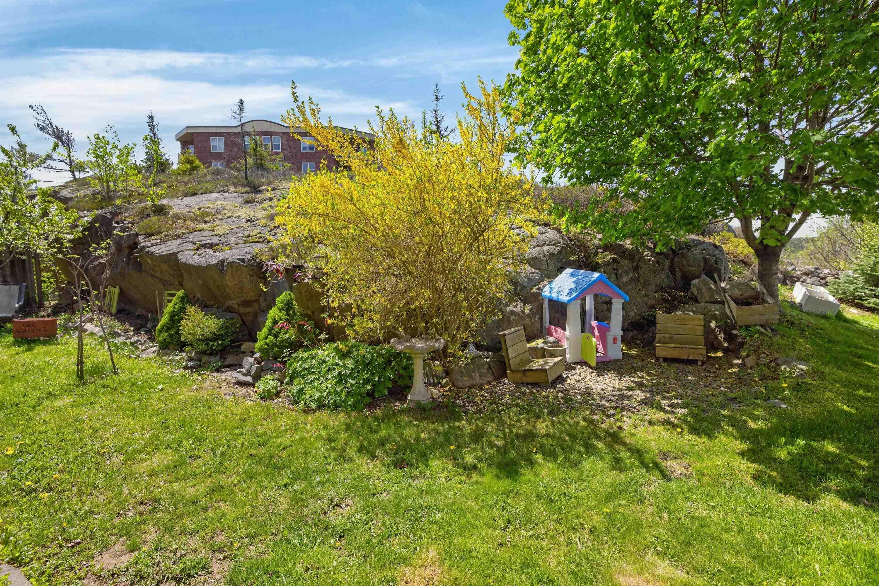 View image 32