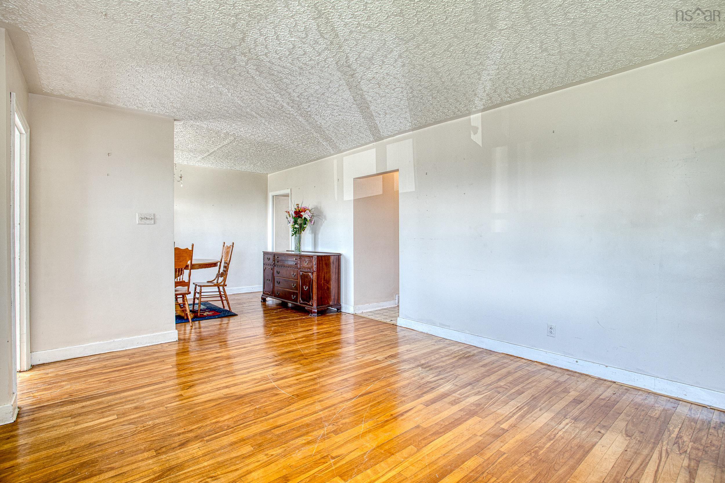 View image 8