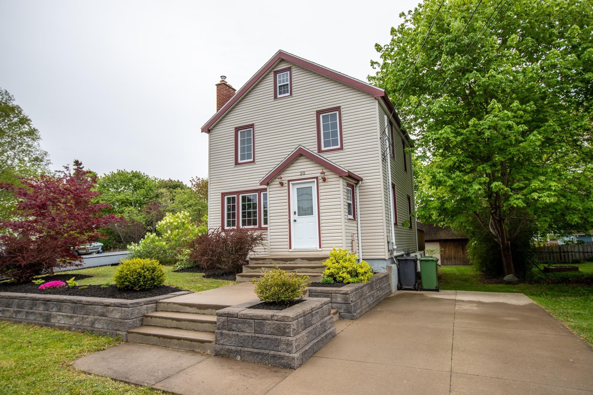 Thumbnail image for 30 Central Avenue MLS<sup>®</sup> 202612154