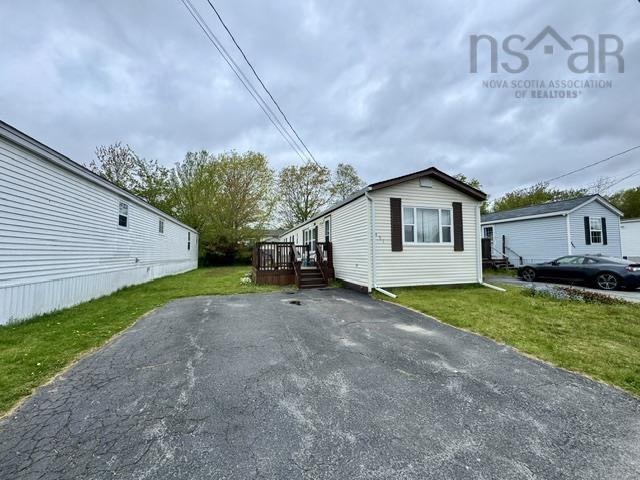 Thumbnail image for 491 Glen Rise Drive MLS<sup>®</sup> 202612165