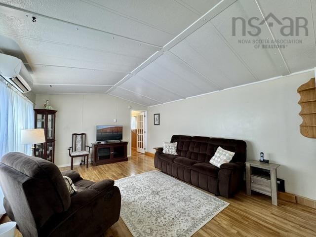 View image 12