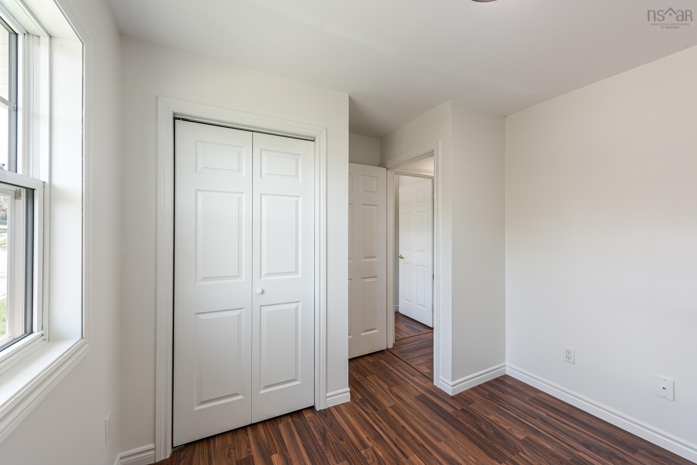 View image 18