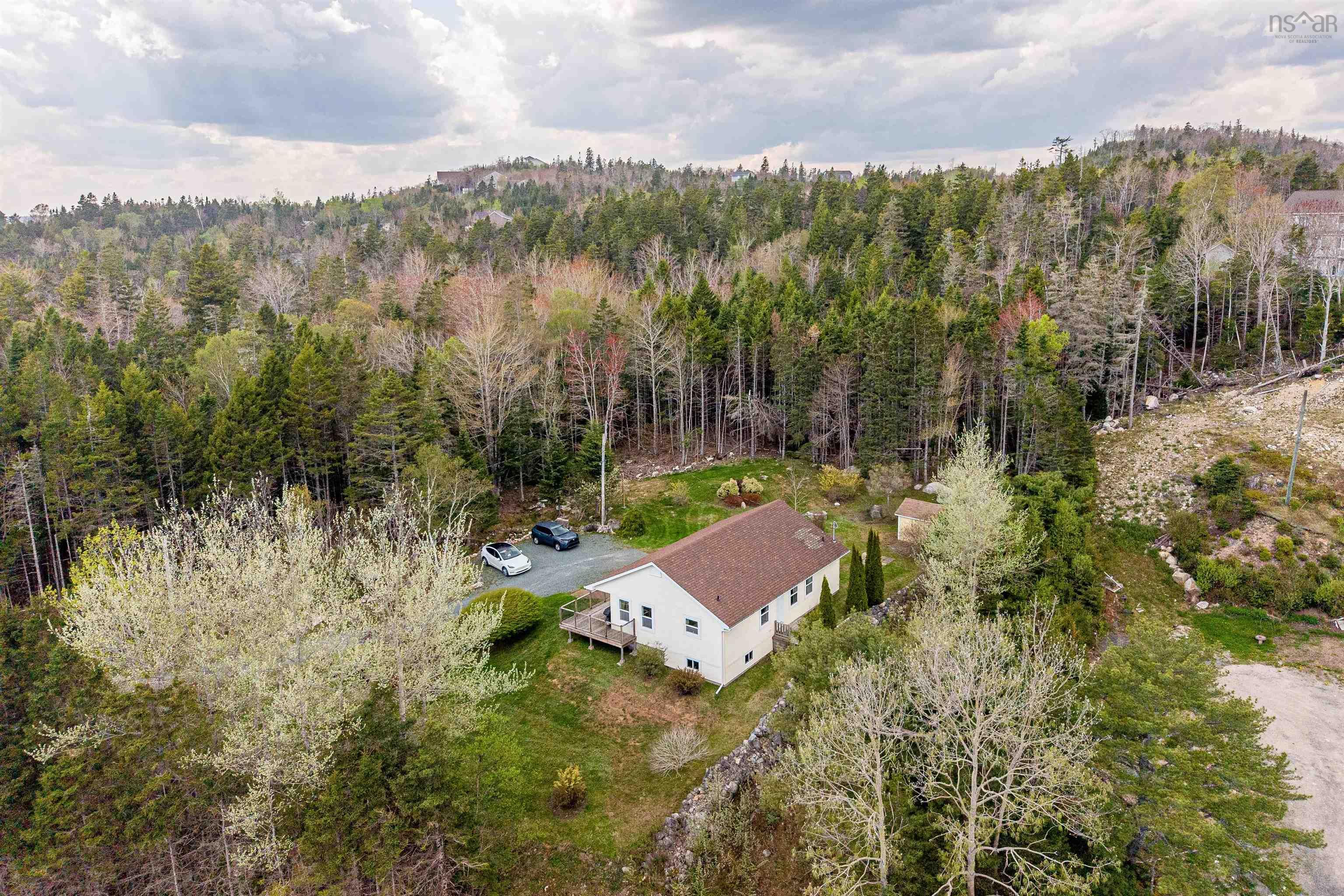Thumbnail image for 6867 St Margarets Bay Road MLS<sup>®</sup> 202612205