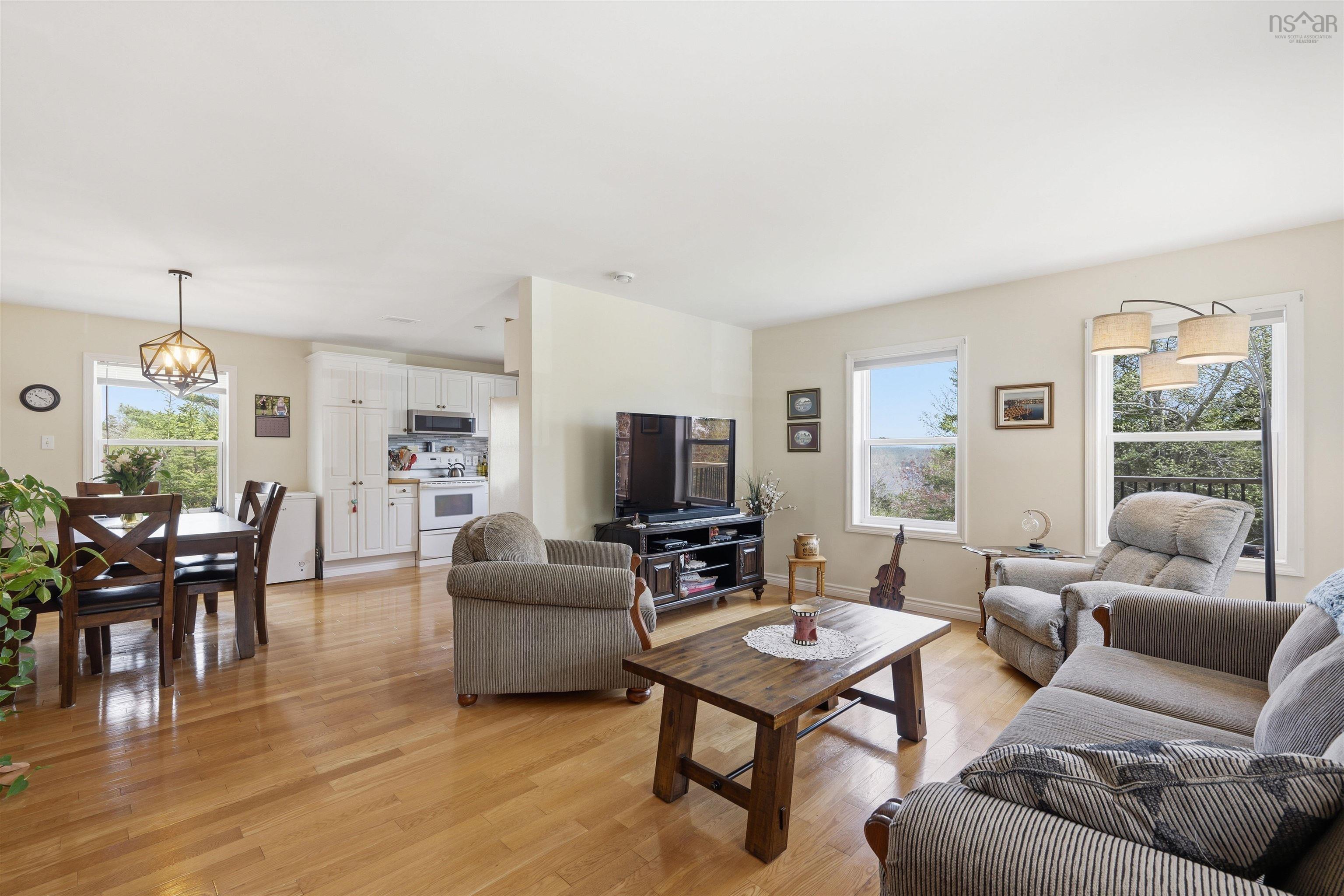 View image 11
