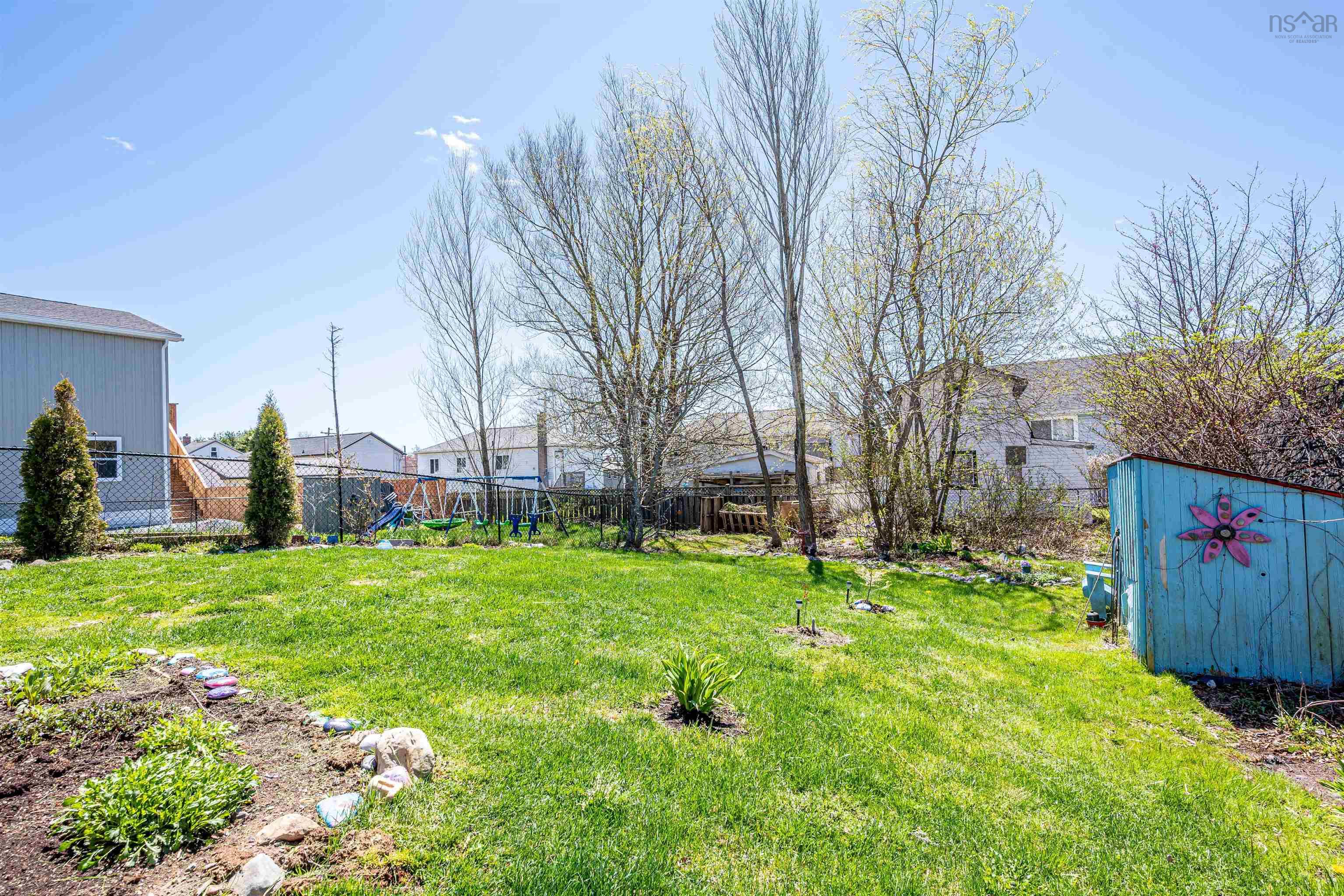 View image 32