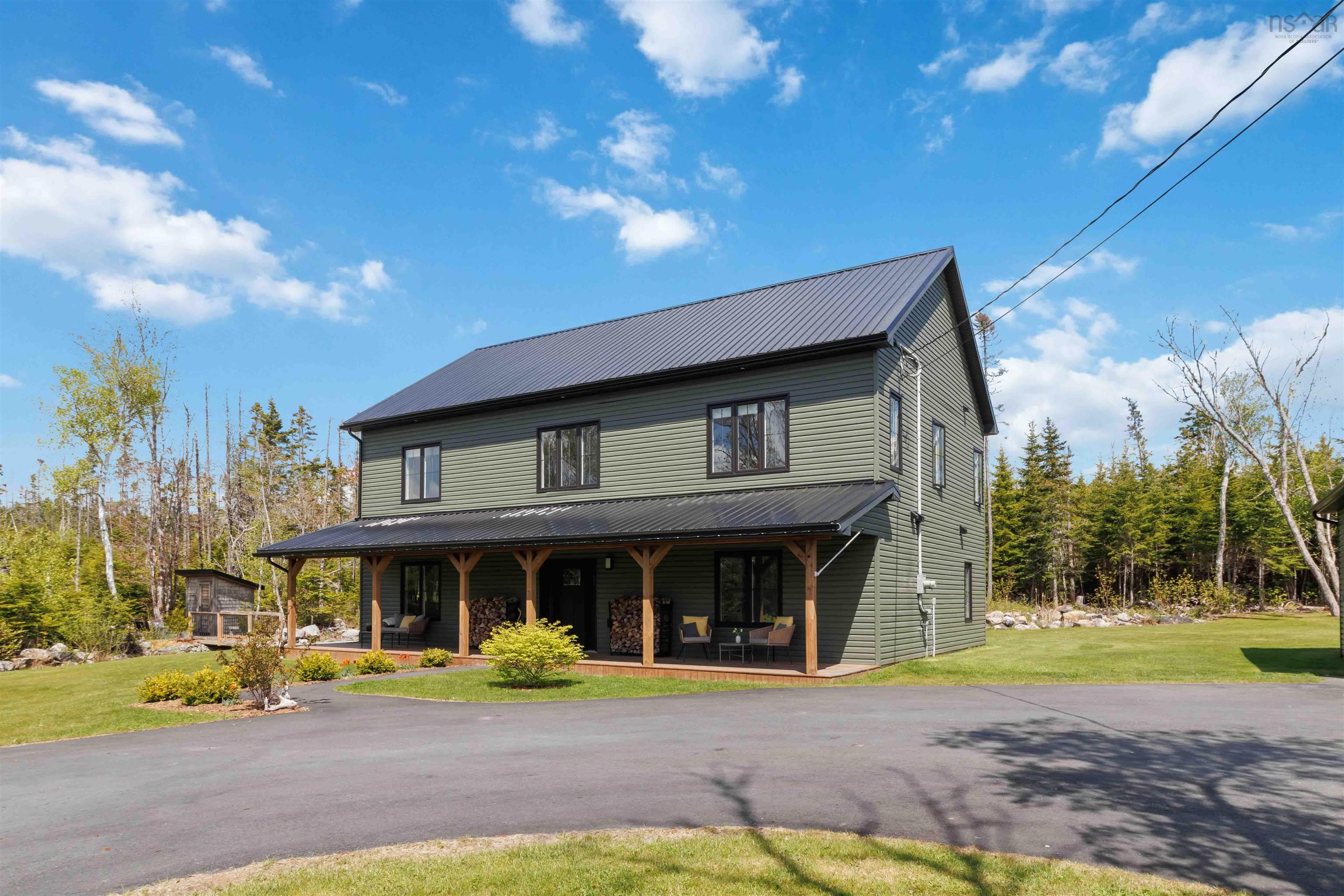 Thumbnail image for 9279 Peggys Cove Road MLS<sup>®</sup> 202612258