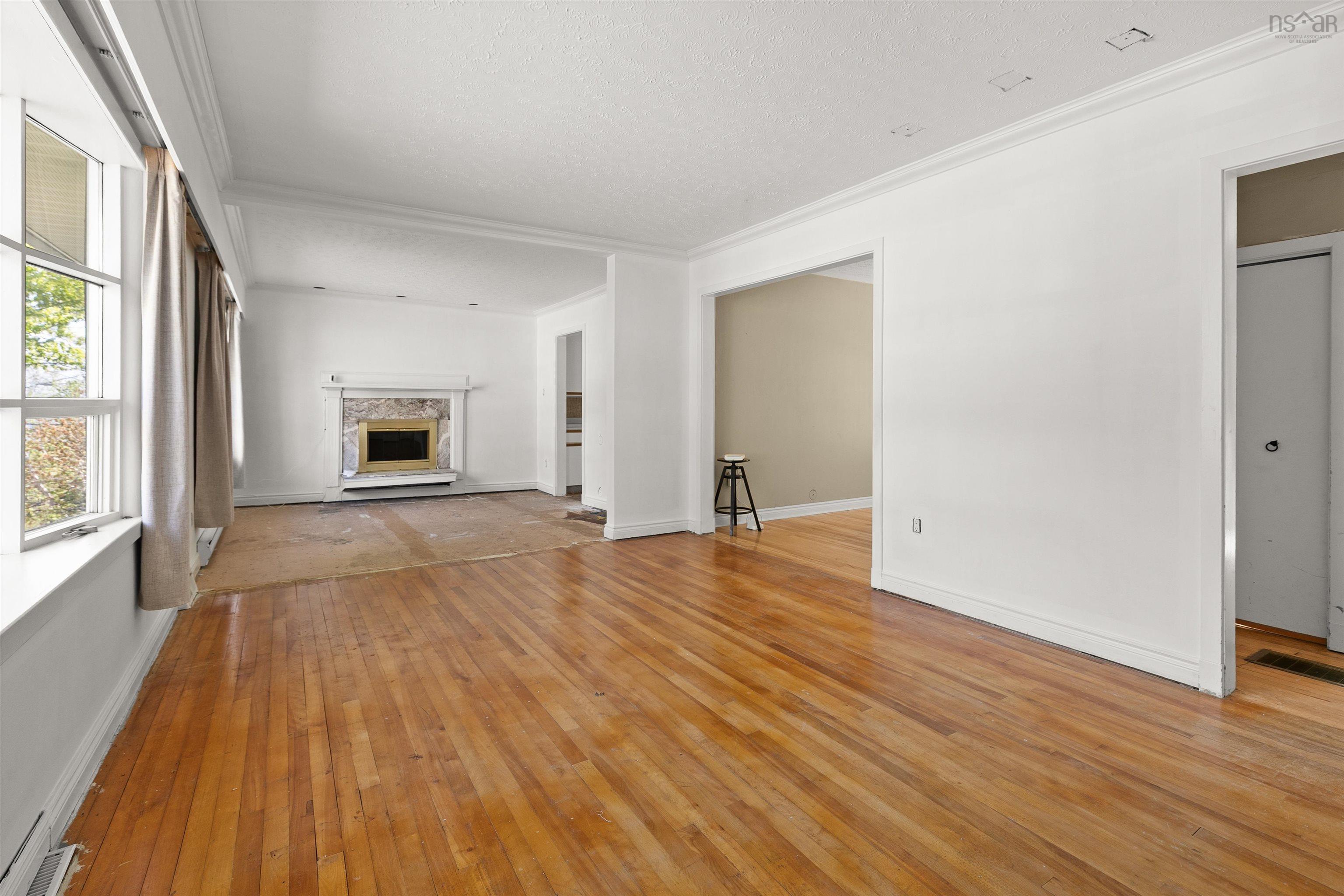 View image 10