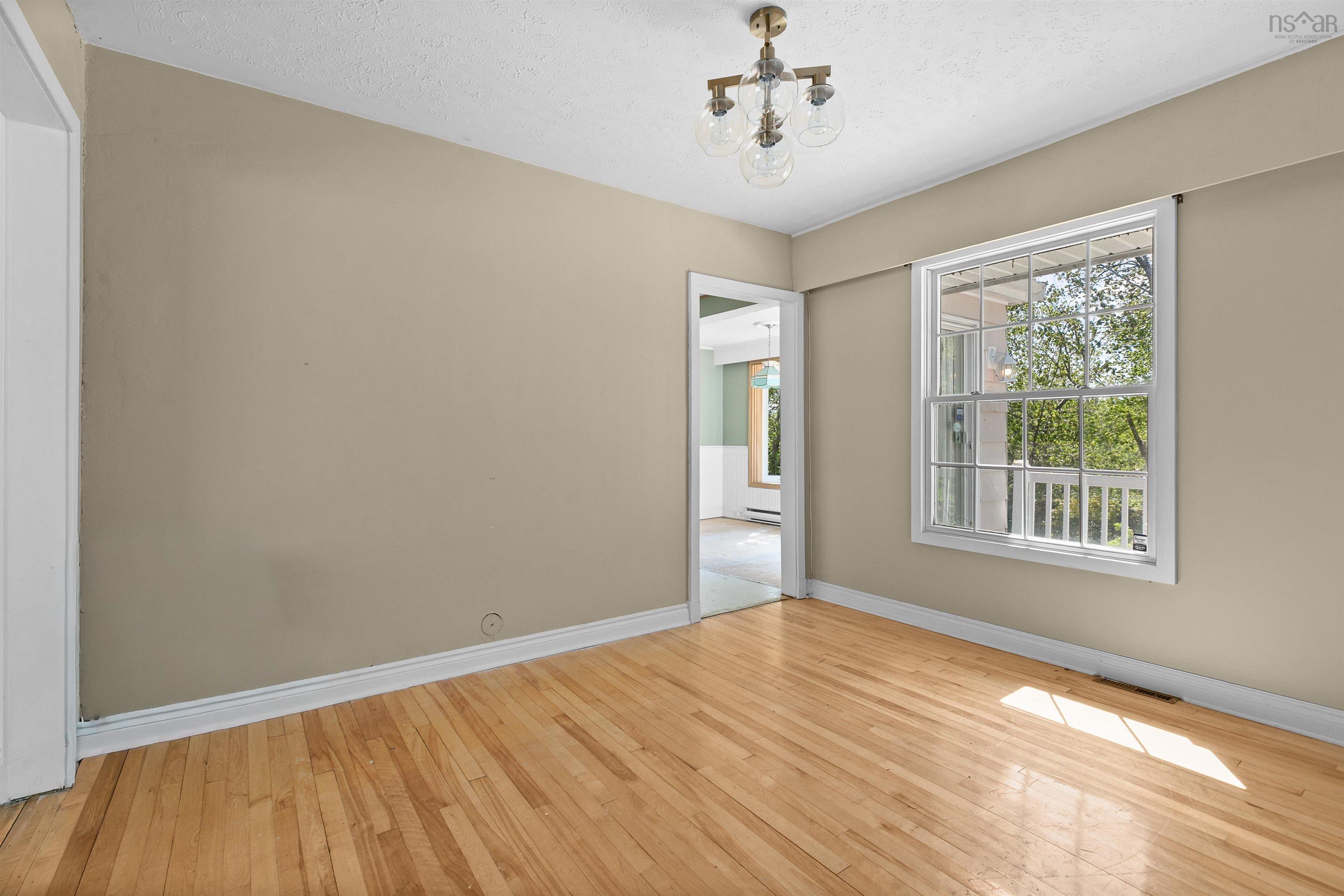 View image 21