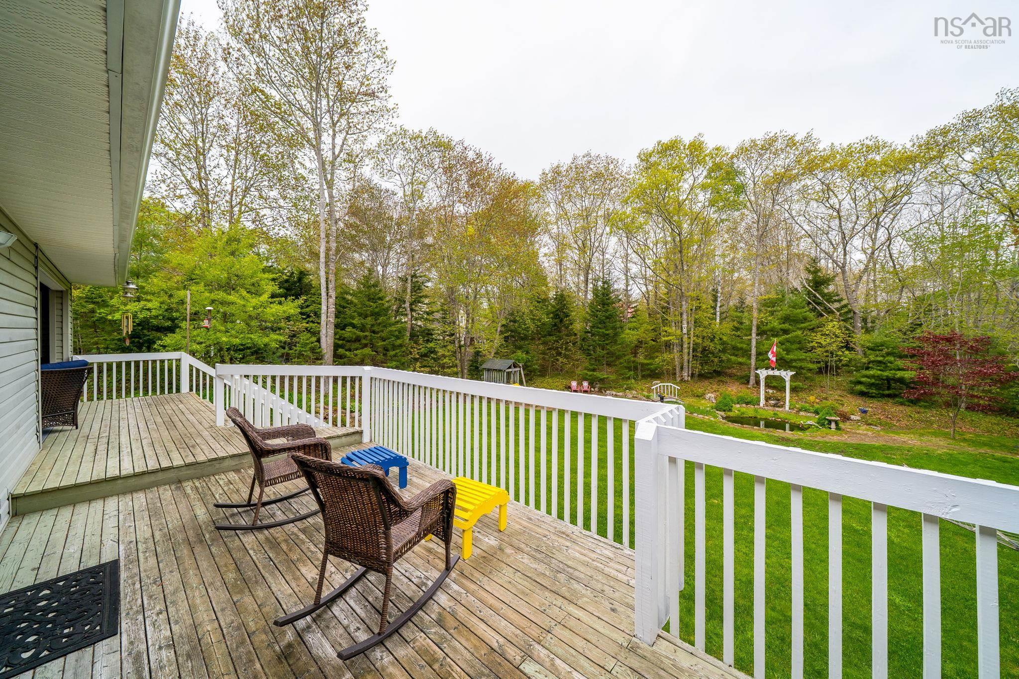 View image 18