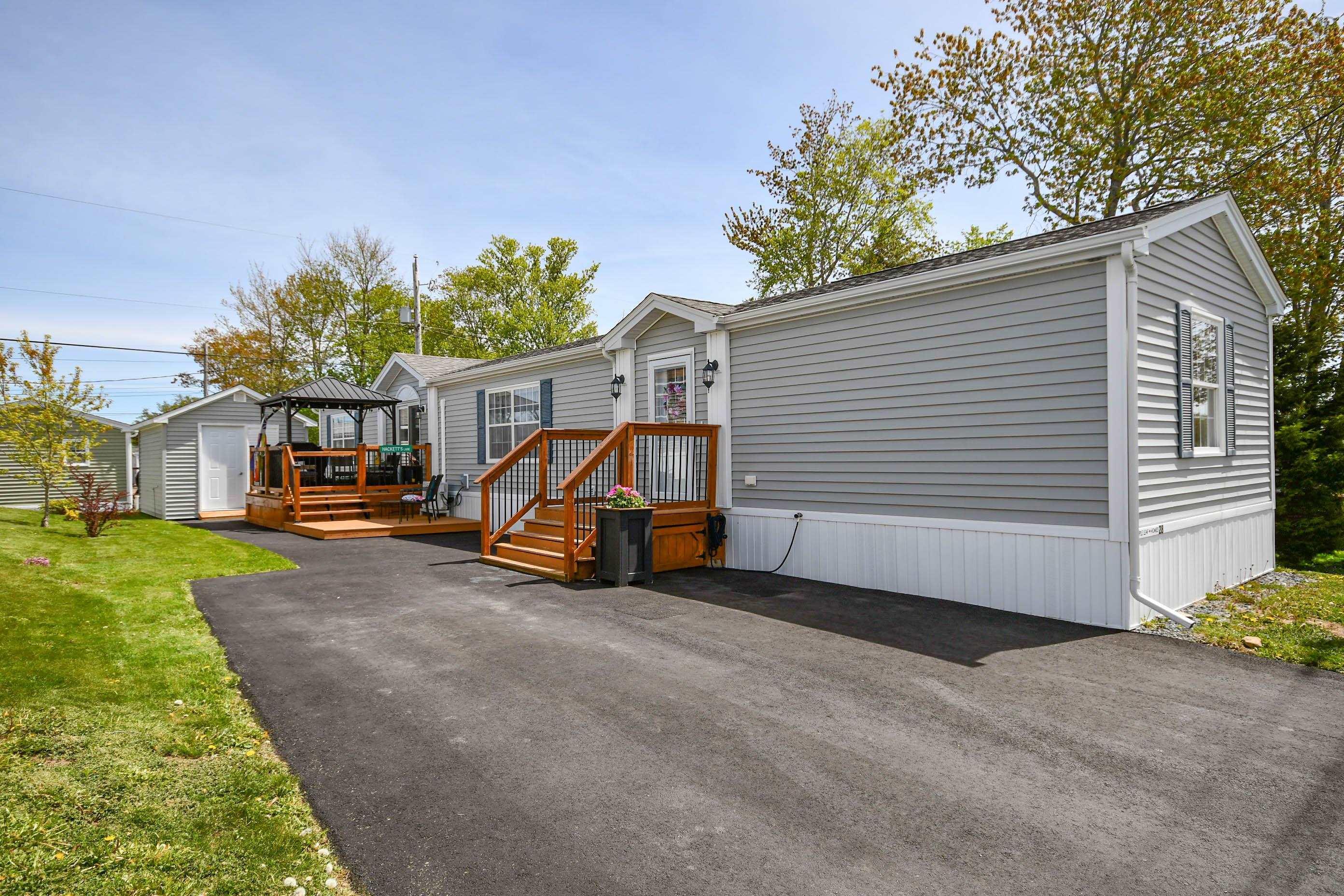 Thumbnail image for 28 Third Street MLS<sup>®</sup> 202612291