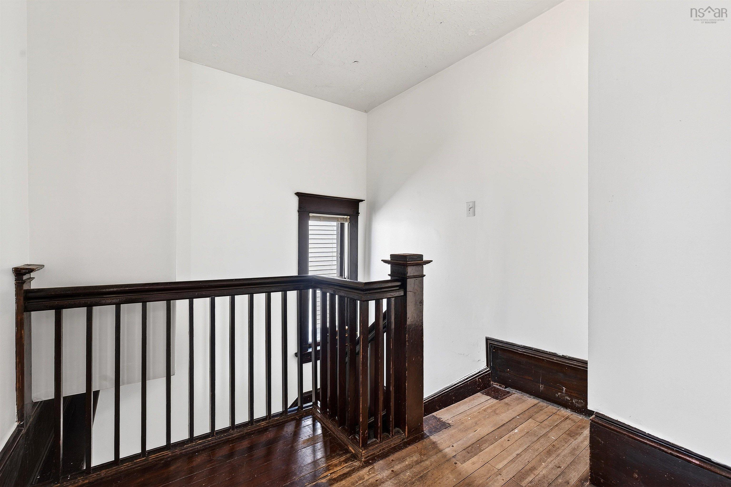 View image 16