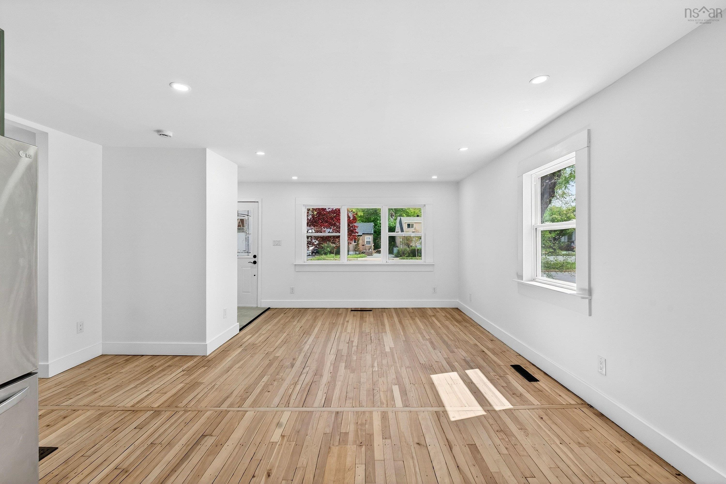 View image 9