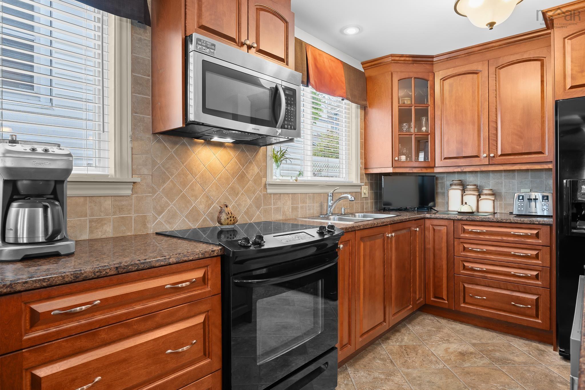 View image 9
