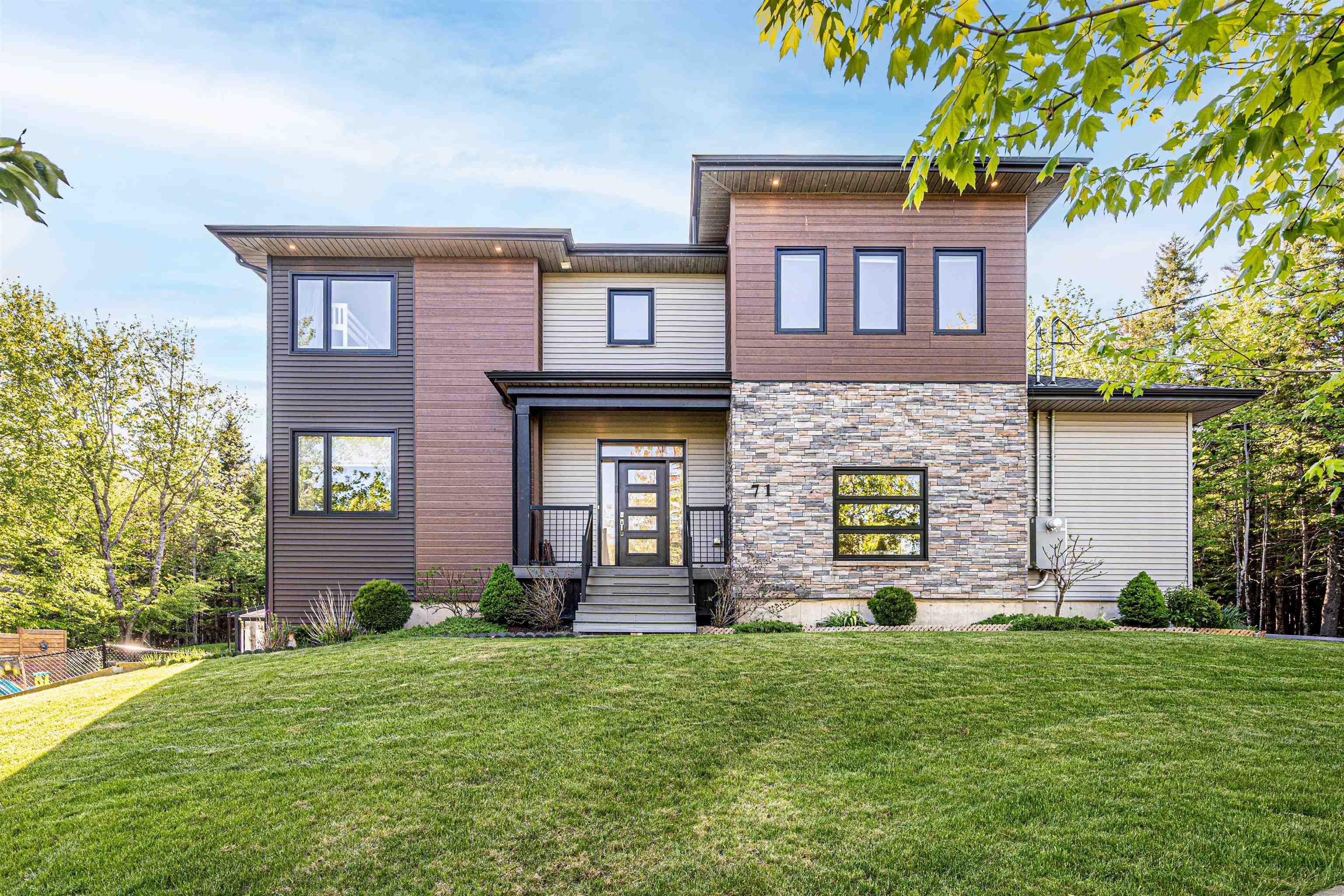 Thumbnail image for 71 Ariel Lane MLS<sup>®</sup> 202612405