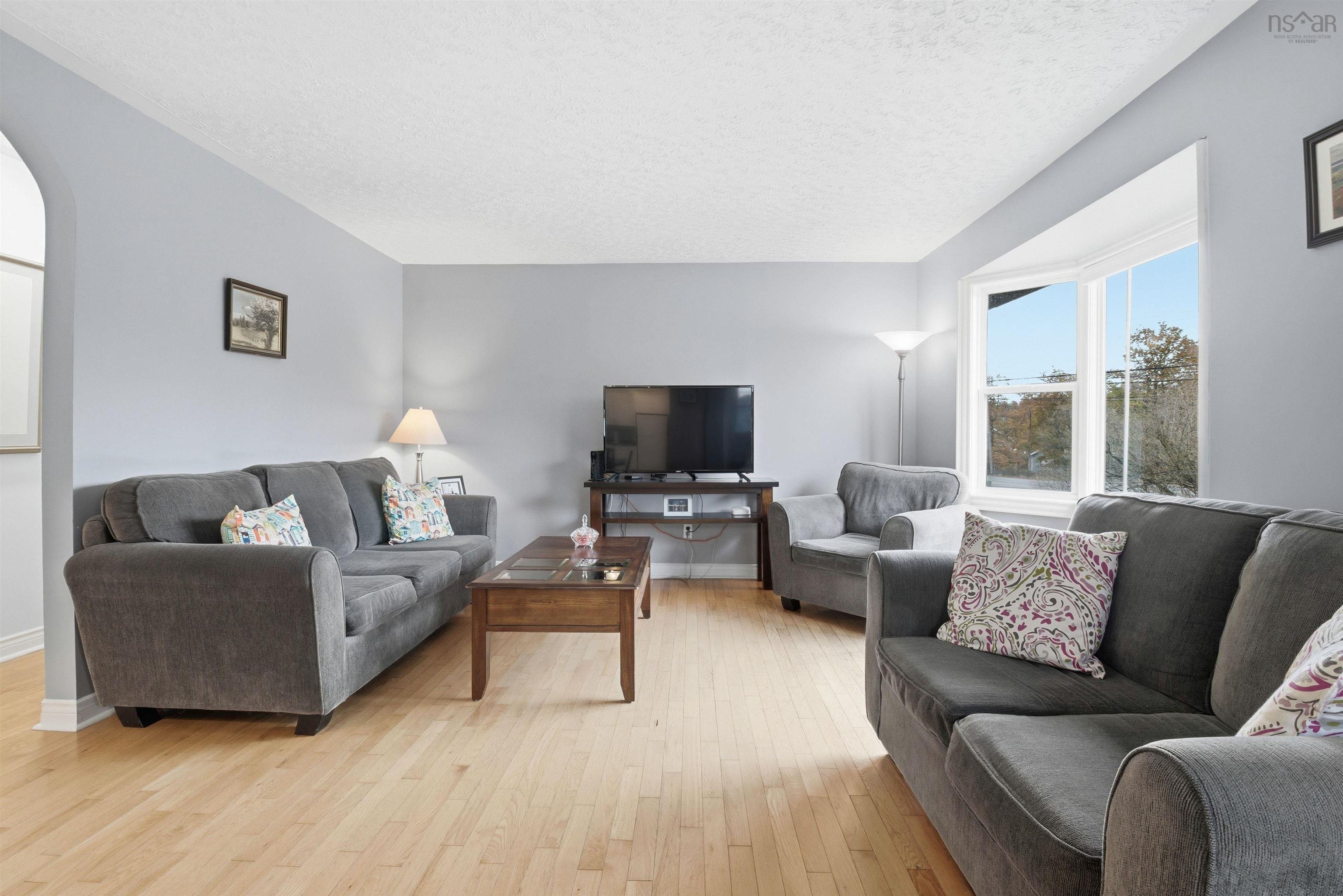 View image 18