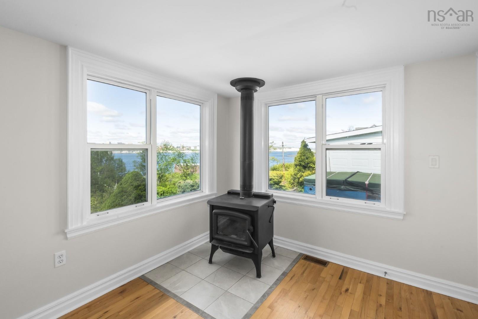 View image 12
