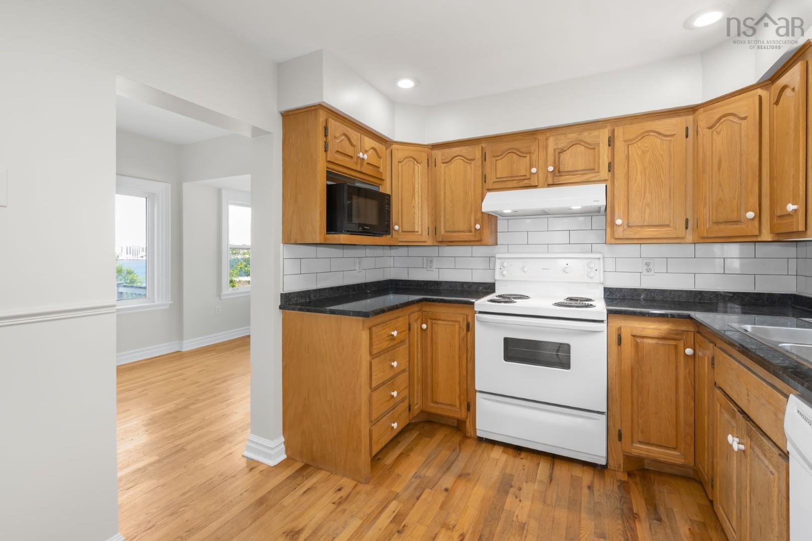 View image 16