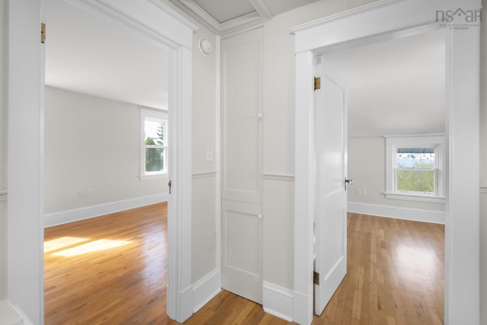 View image 19