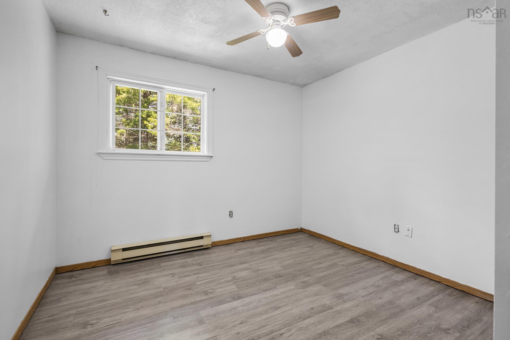 View image 18