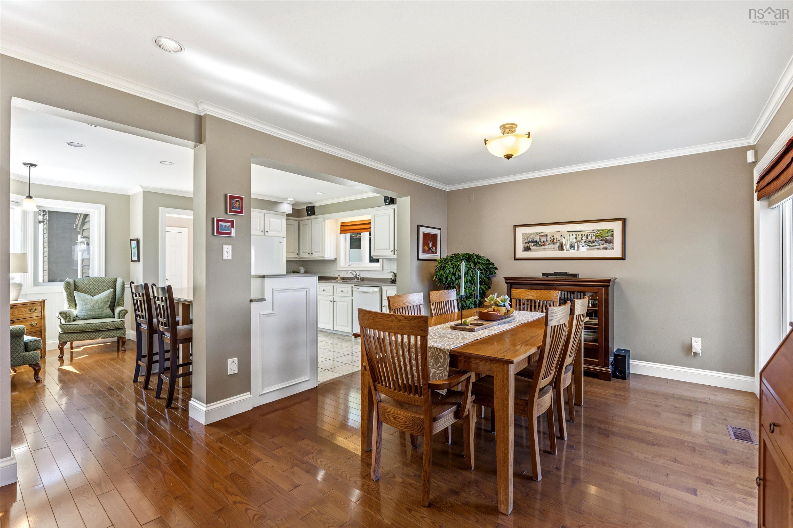 View image 12