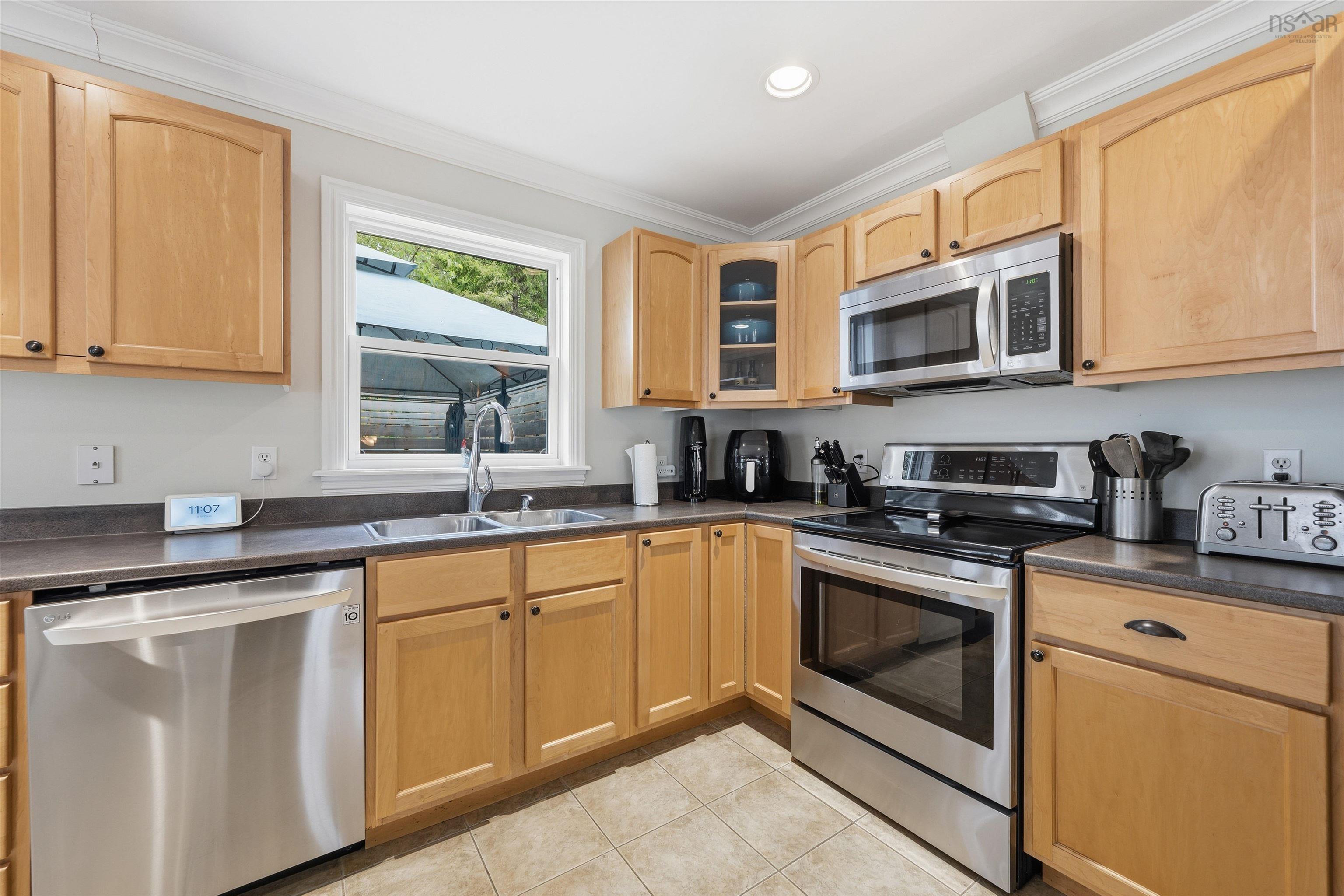 View image 18