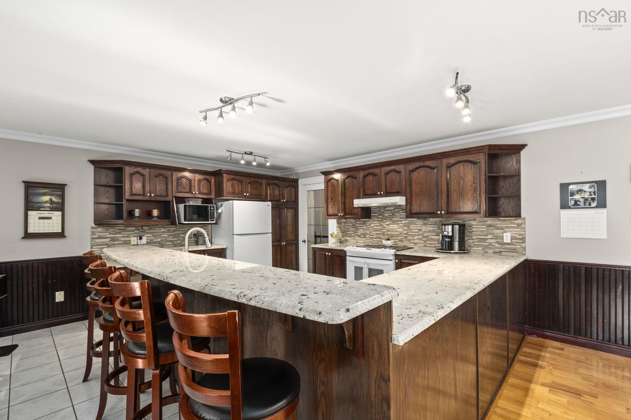 View image 18