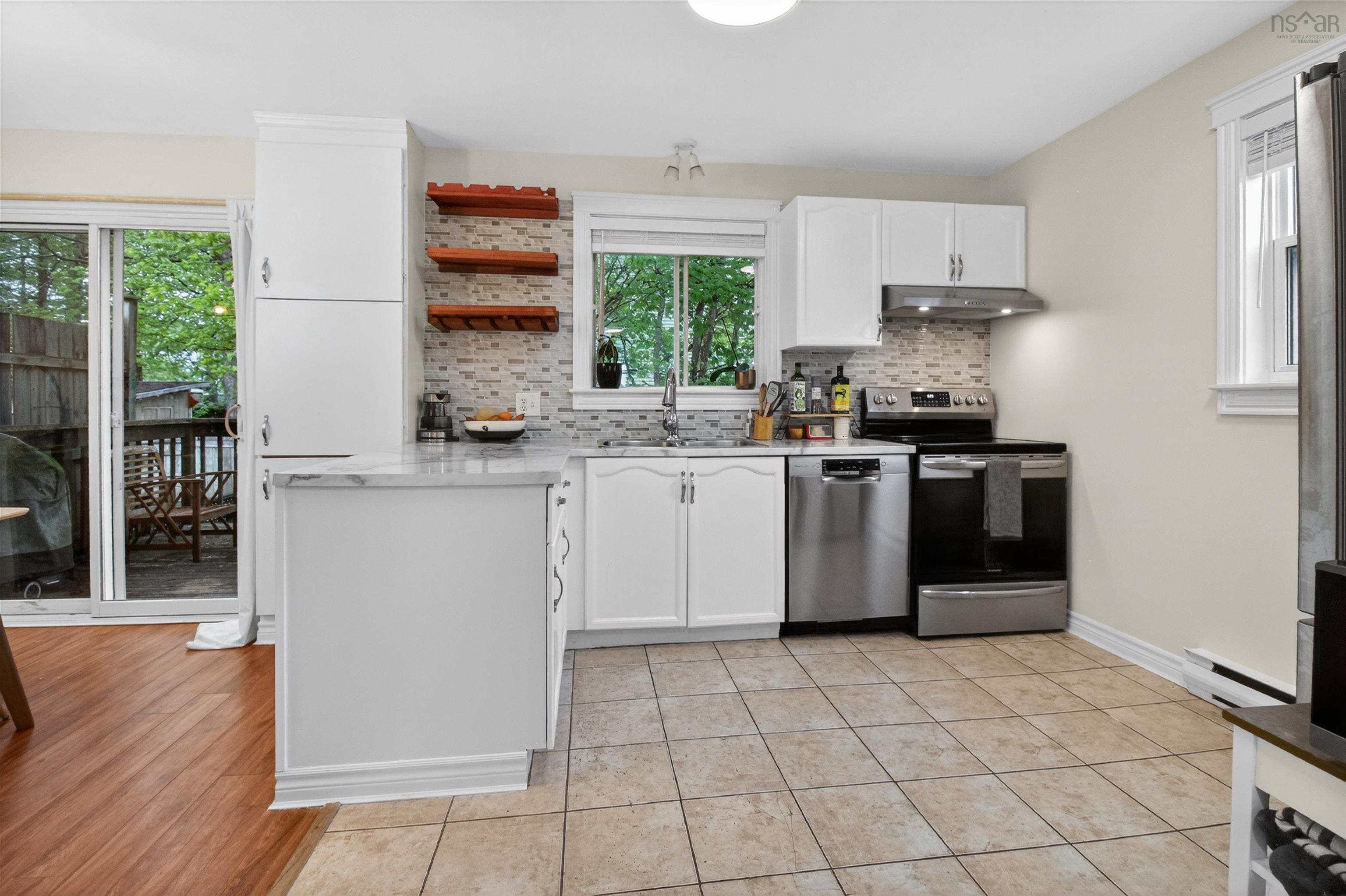 View image 16