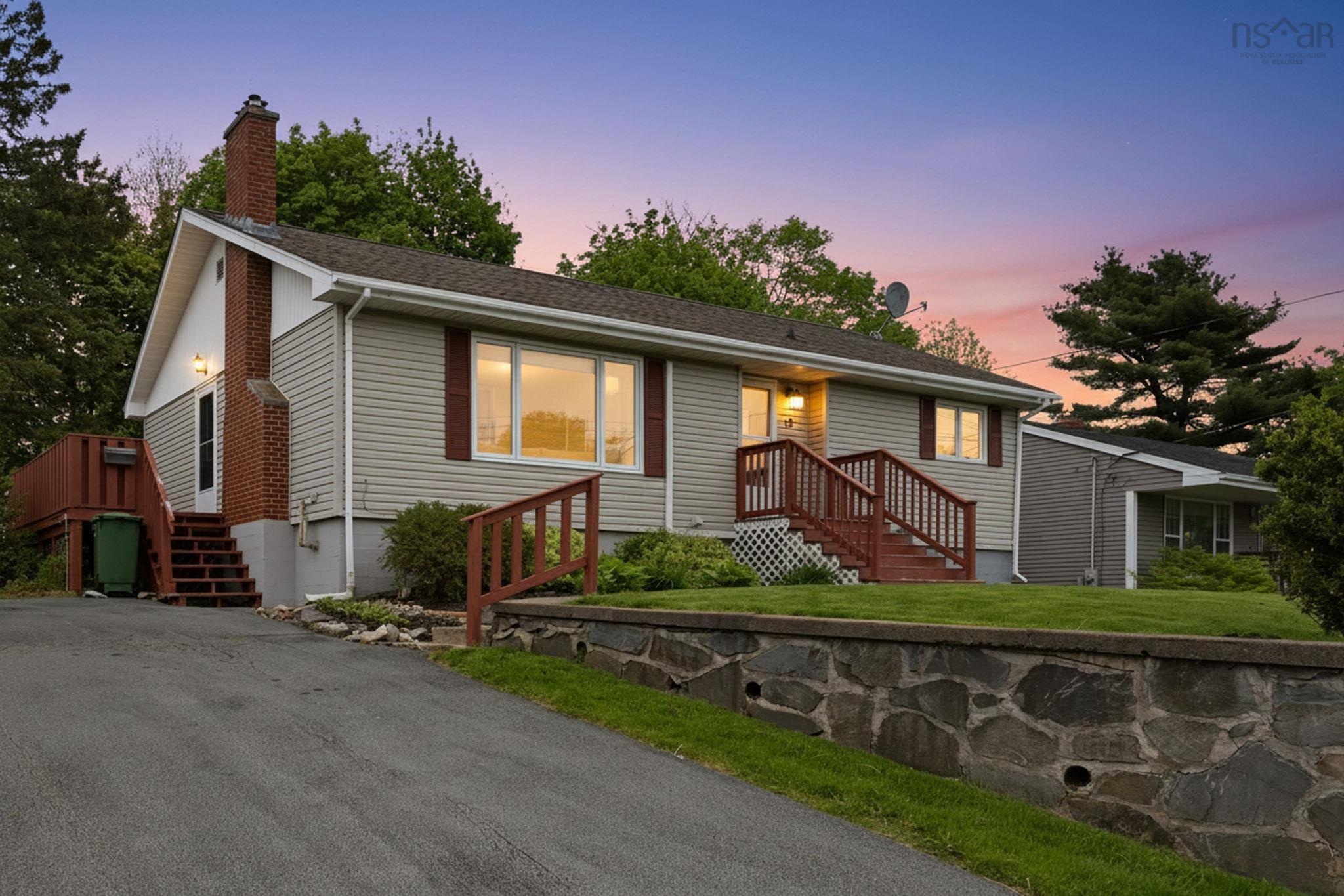 Thumbnail image for 13 Belle Vista Drive MLS<sup>®</sup> 202612618